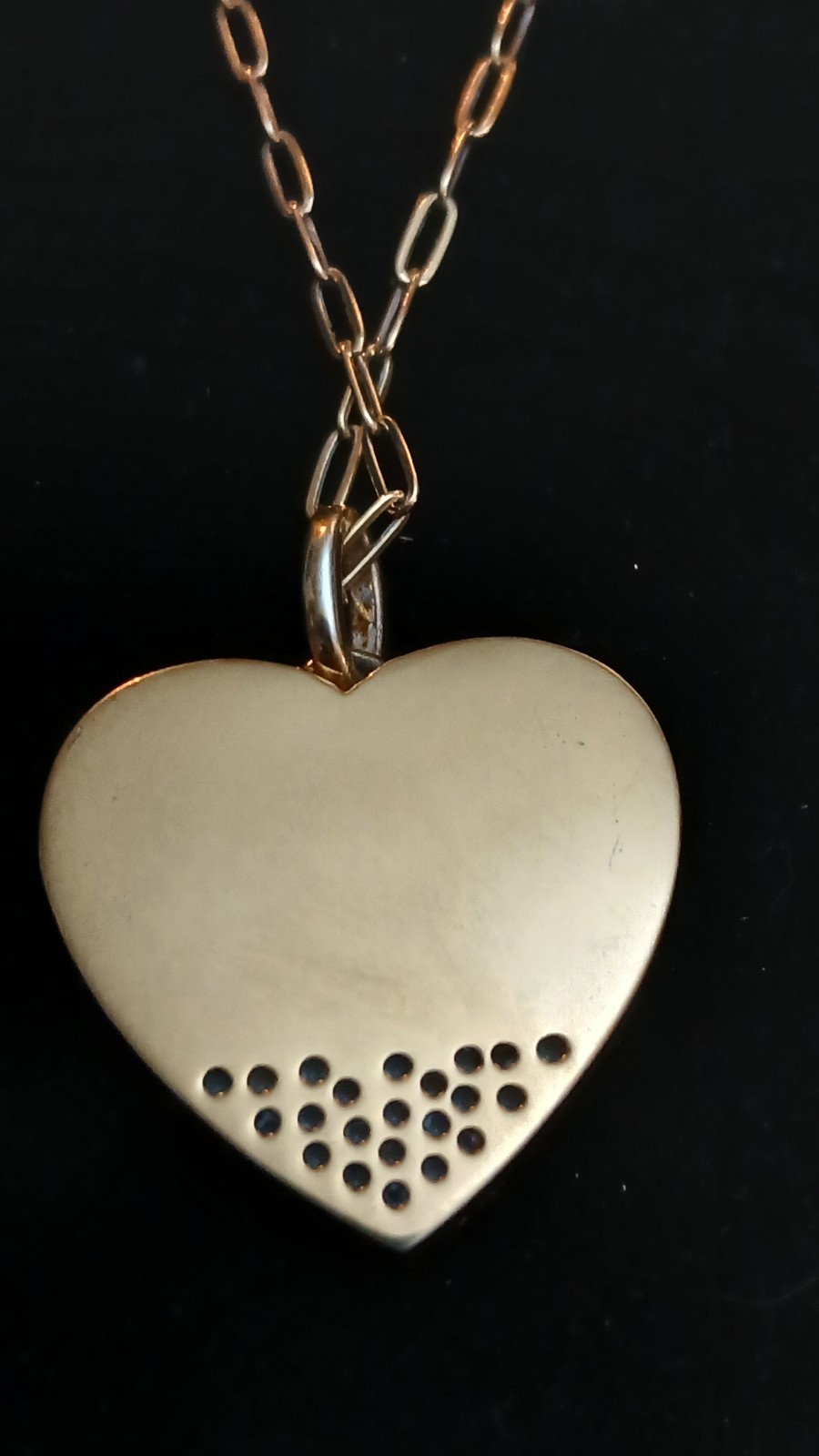 Heart-Shaped Inlaid Gemstone Dyed Malochite With Distinct Layered Green Bands