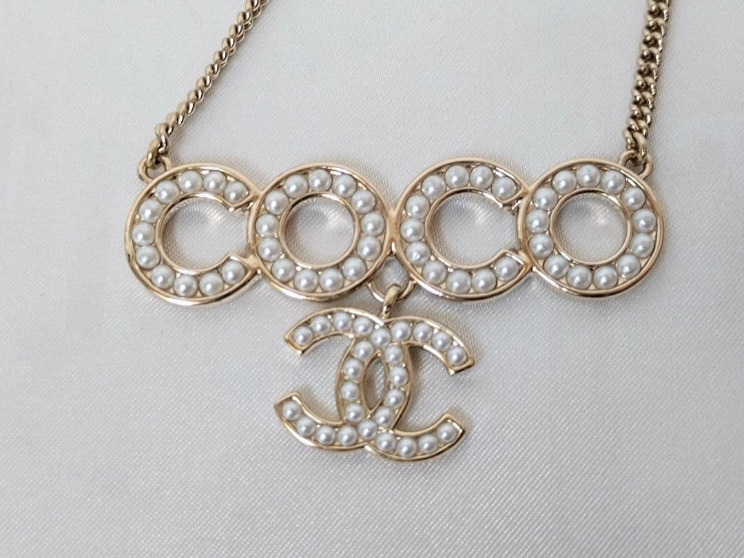 CHANEL Coco Mark Pearl Necklace Gold Metal Plated Chain 40cm Charm 5.2cm x 2.8cm