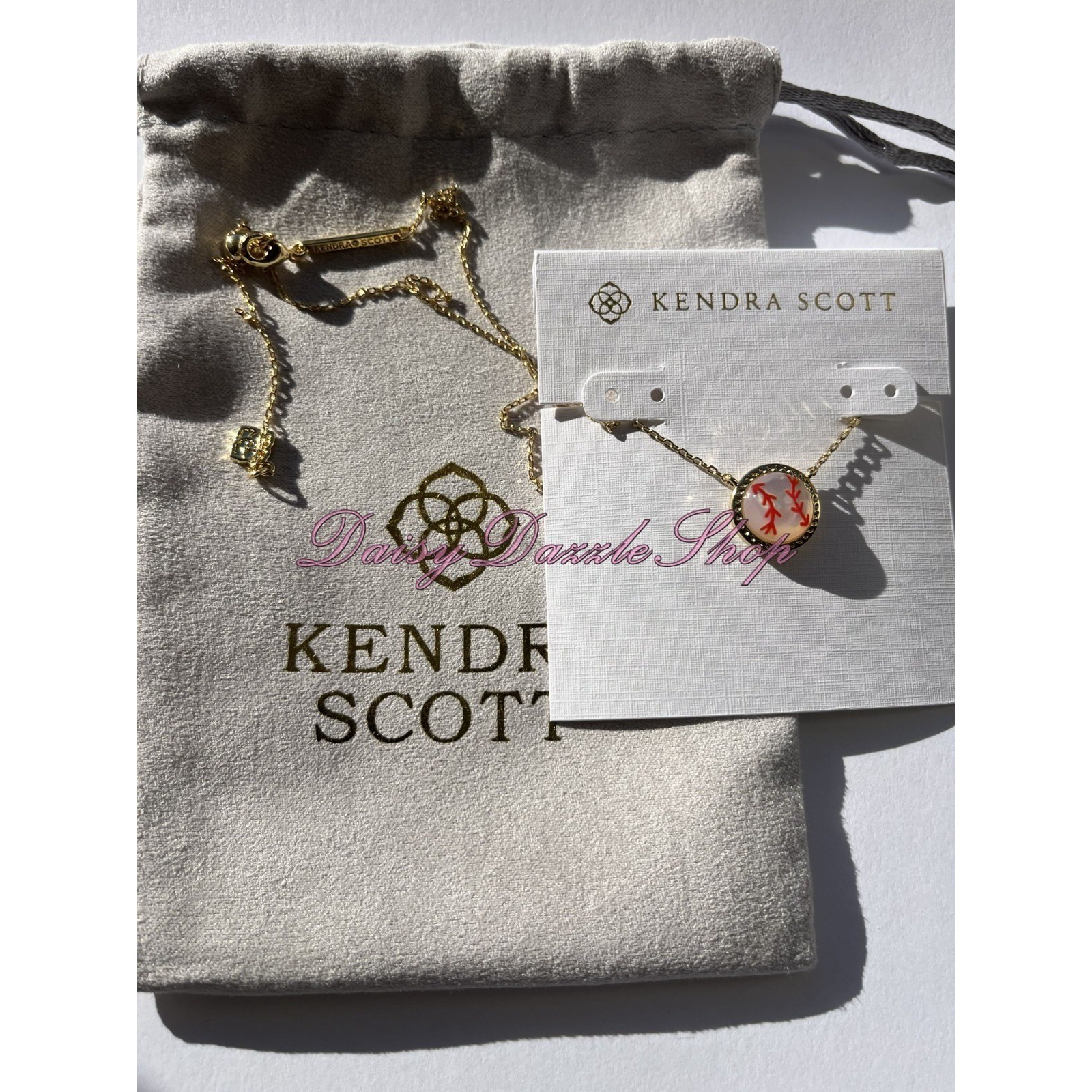 ✨Kendra Scott Baseball Gold Short Pendant Necklace in Ivory Mother-of-Pearl