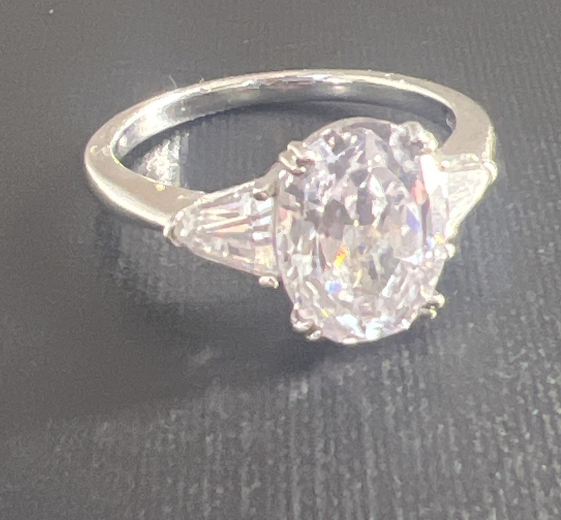 Epiphany QVC Diamonique Oval Cut 100 Facet 5.50 ct tw 925 Ring 10 Bridal Promise