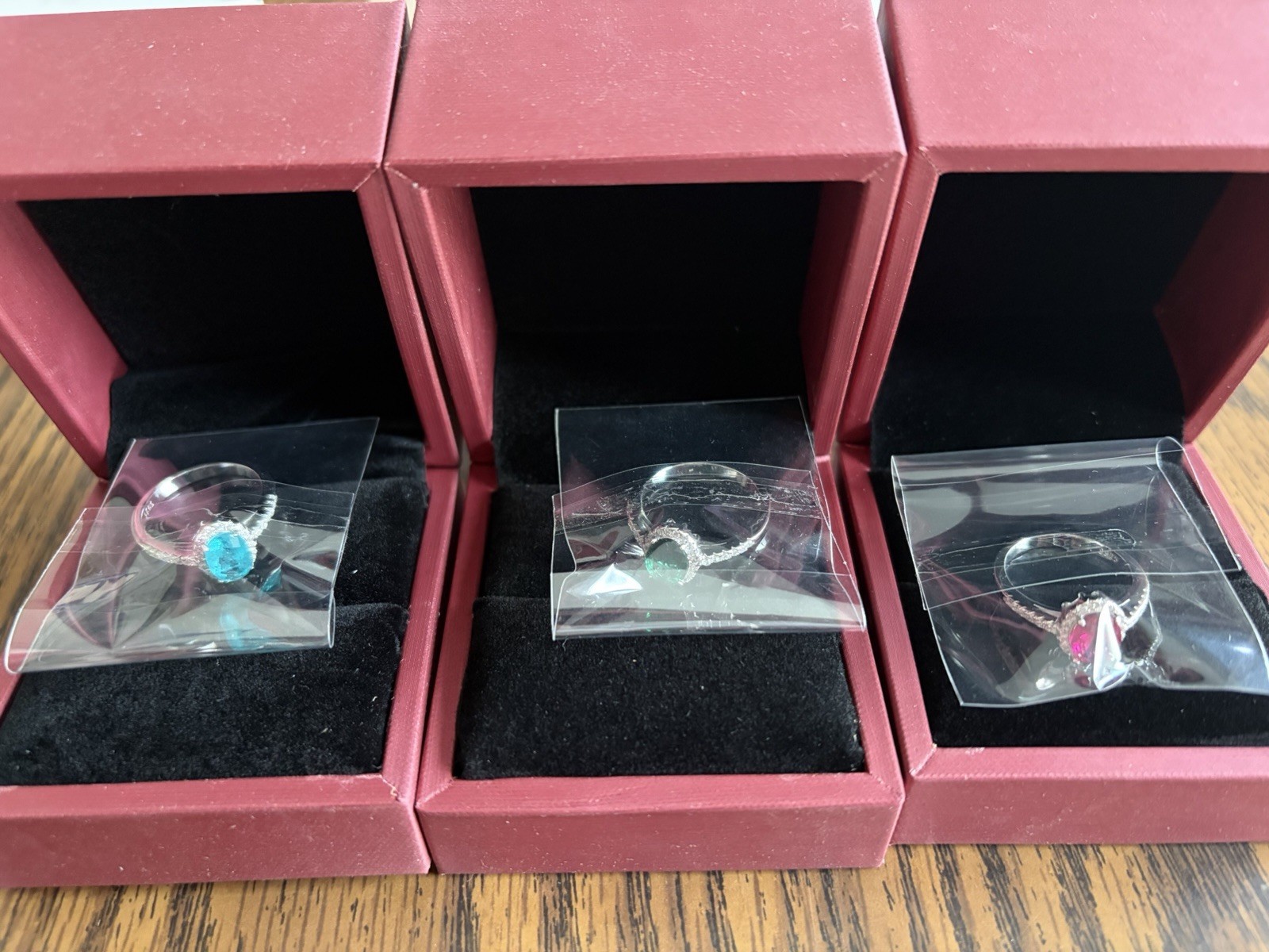 24 count Wholesale Lot Sterling Silver Rings 3 Different colors. See pics