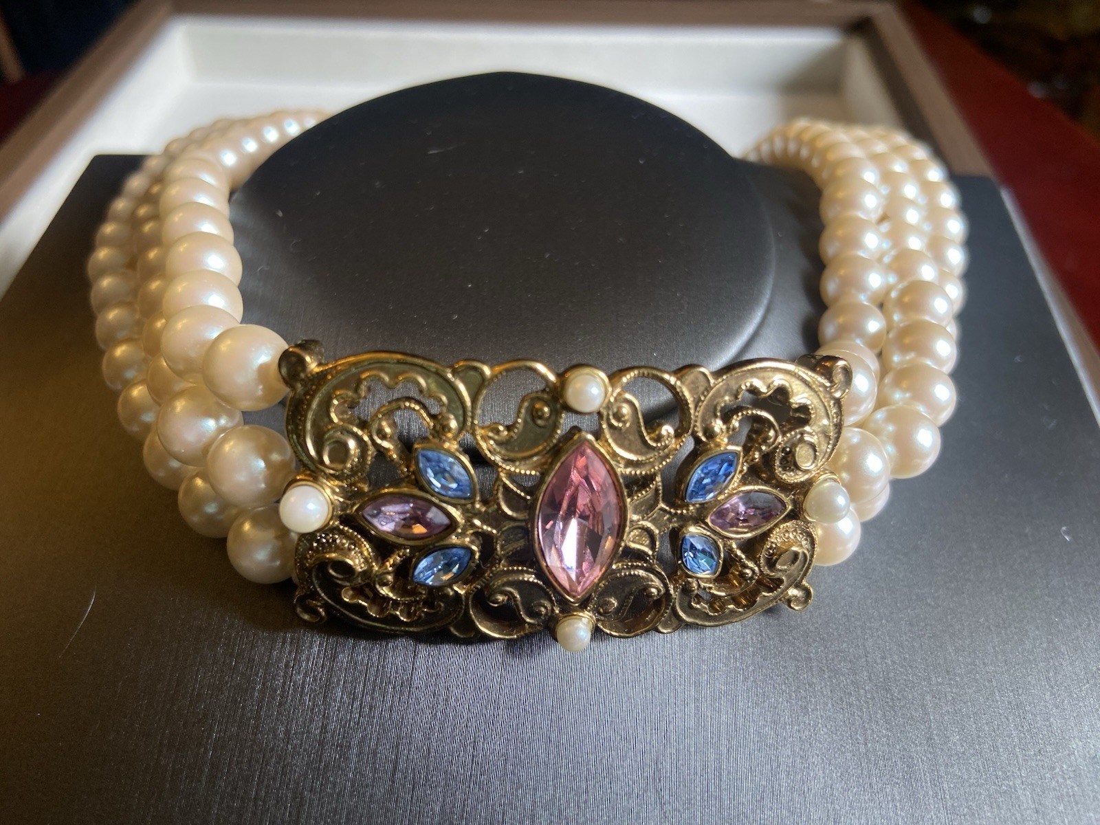 Vintage 1928 Faux Pearl Choker Gold Tone Filigree Crystal Rhinestone Adjustable