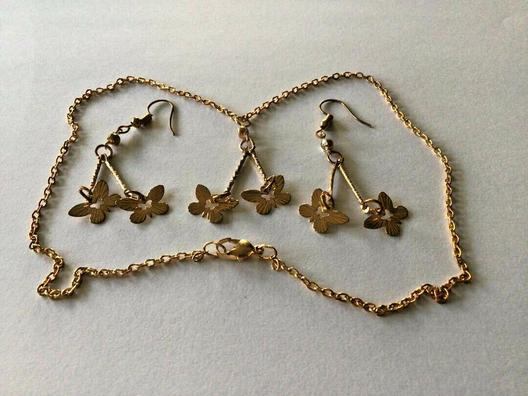 #93– Earrings and Necklace Copper Butterfly with 3 stones–Vintage ?