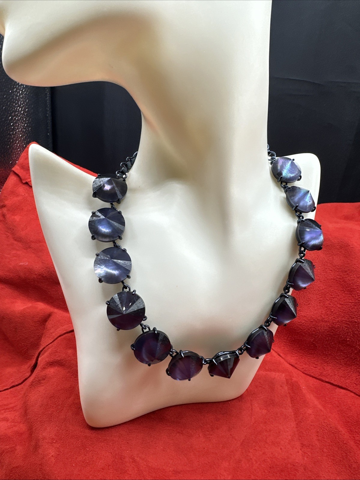 Kendra Scott deep purple cones and gunmetal statement necklace. See pics.