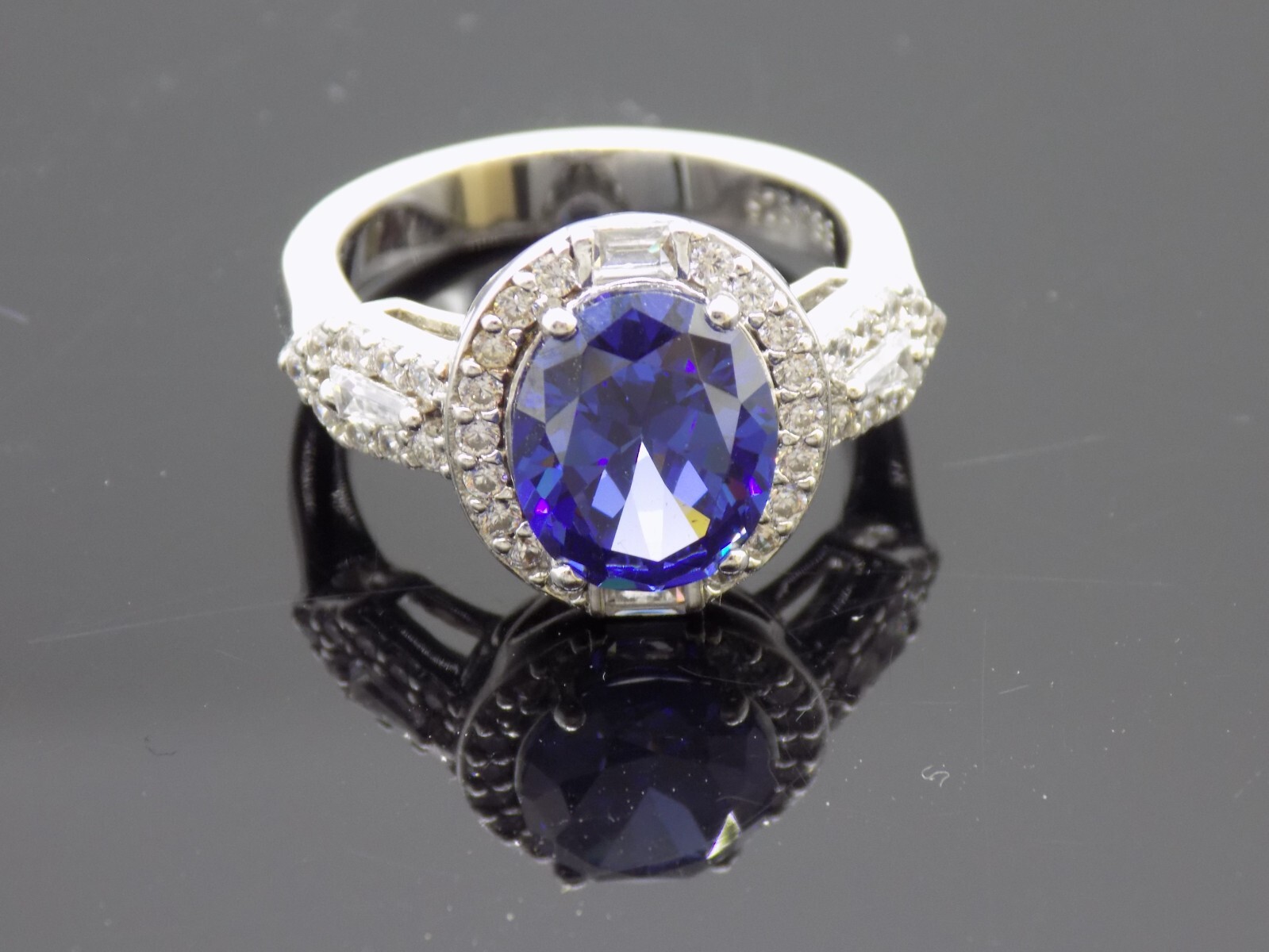 Simulated Tanzanite CZ Ring Halo 925 Sterling Silver Cocktail Size 8 Signed BBJ
