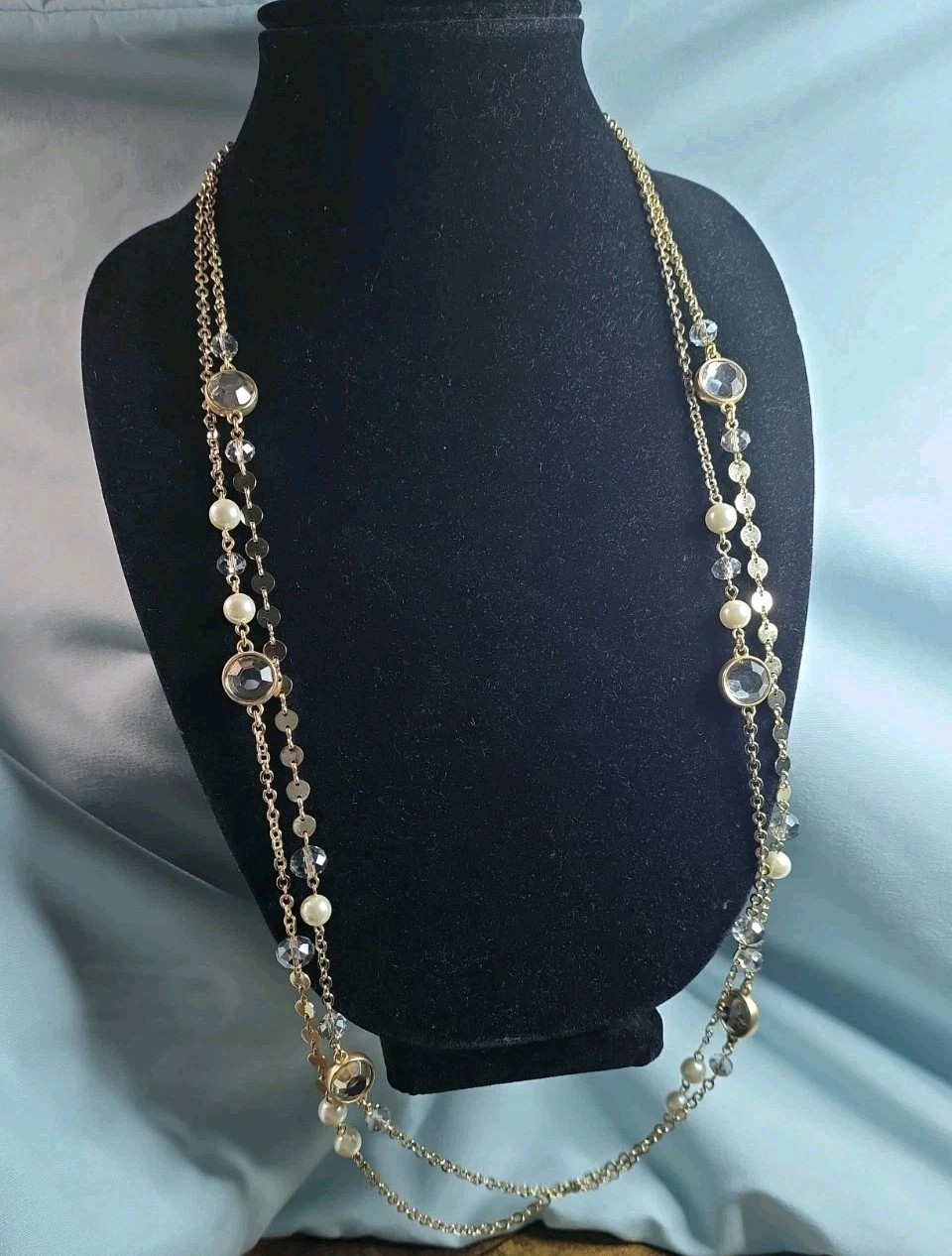 ANN TAYLOR Gold Tone Bezel Blue Crystal Glass Bead Faux Pearl Chain Necklace