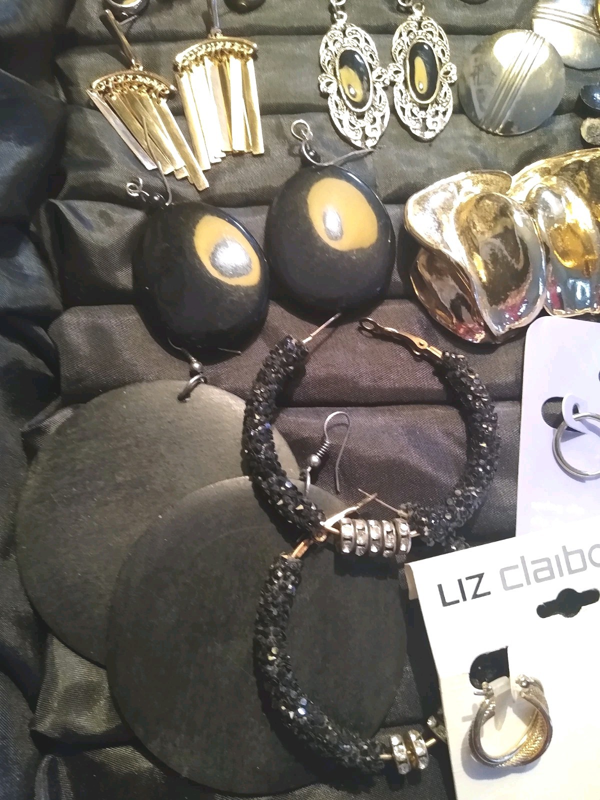 37 Pr. Earring Lot Black Gold Silver Boho Pierced Dangle Hoop Some New (126)