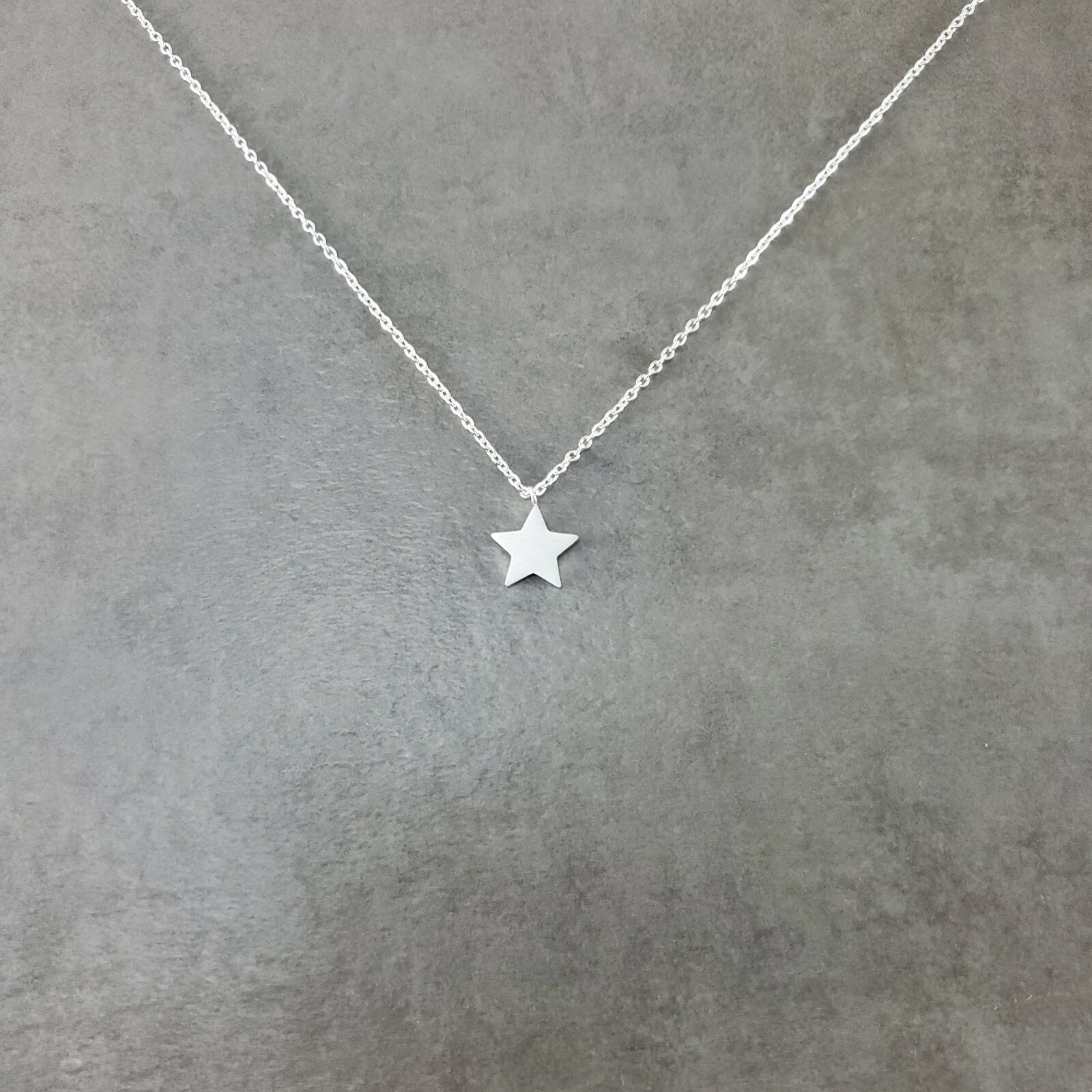 Simple Star SILVER Necklace in Gift Box Celestial Pointed Starry Space Jewelry