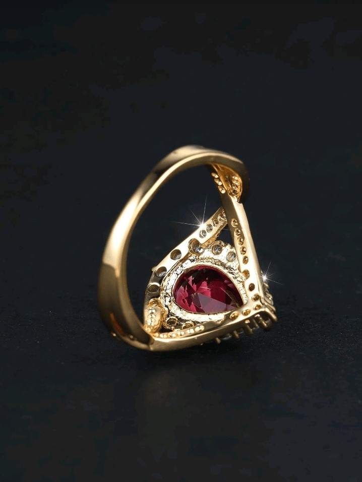 Gold-Plated Zinc Ring Red Teardrop-Shaped CZ With White/Colorless Inlay Size 6