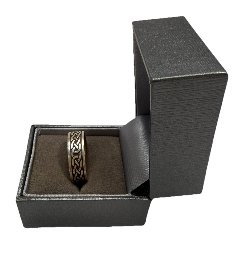 Arnua Celtic Knot Wedding Ring, Size 12.5, 7mm, Silver, New, Includes Box