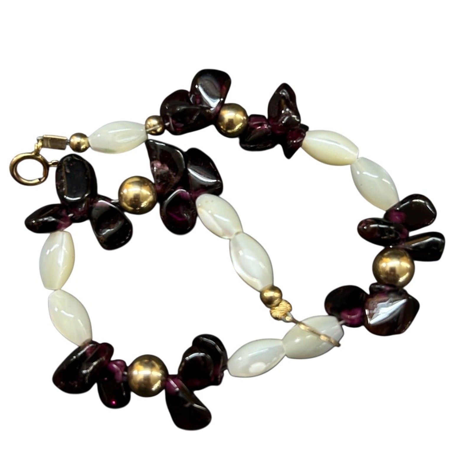 Beaded White Purple Chip Stones Goldtone Bracelet 7.5 Inch