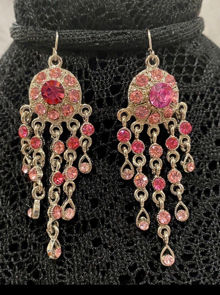 Veg Silver Tone Pink Crystal Rhinestone Cluster Chandelier Dangle Hook Earrings