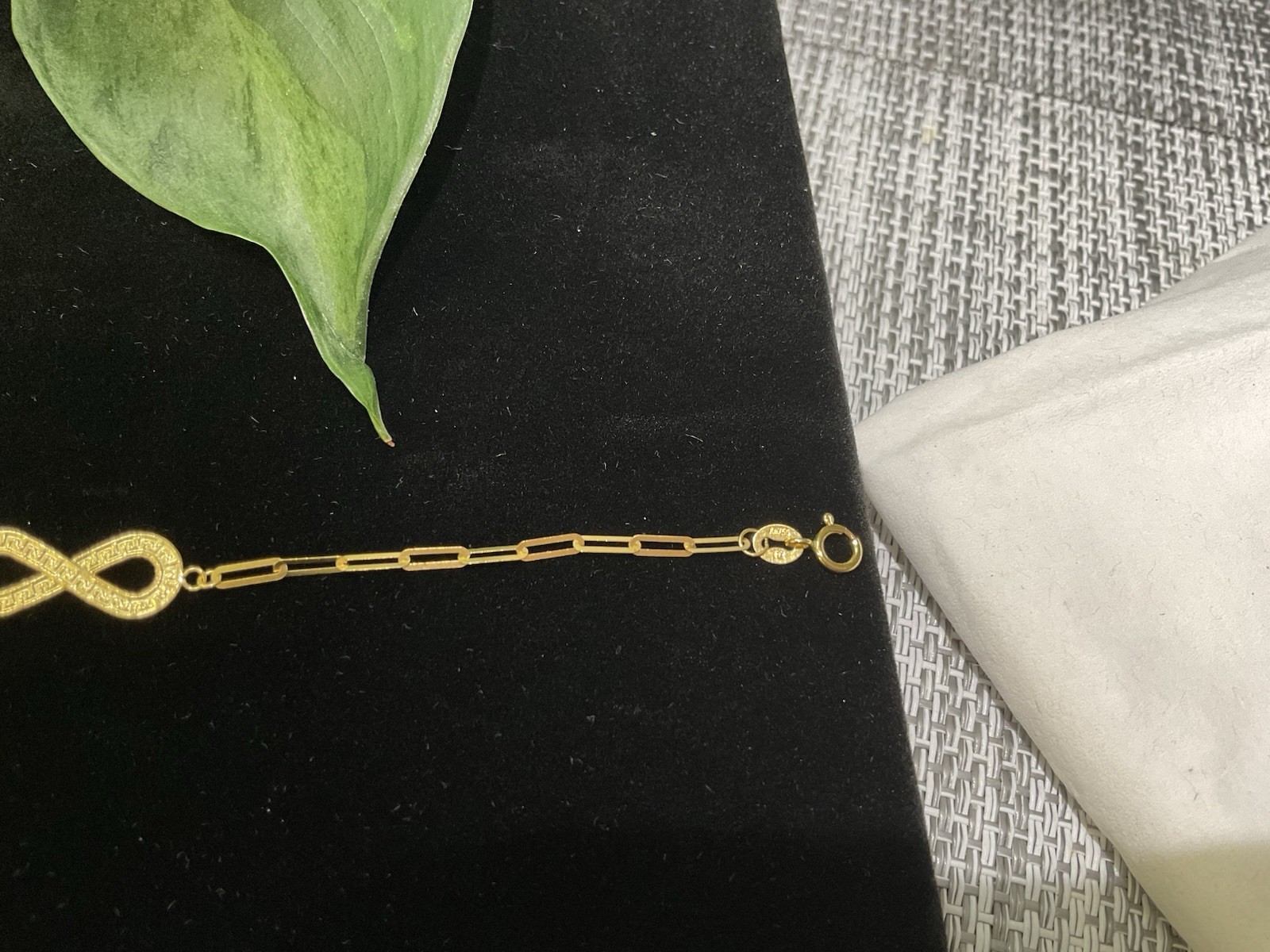 18K Real Gold Infinity Link Bar Chain Bracelet 7 in Spring Ring Closure