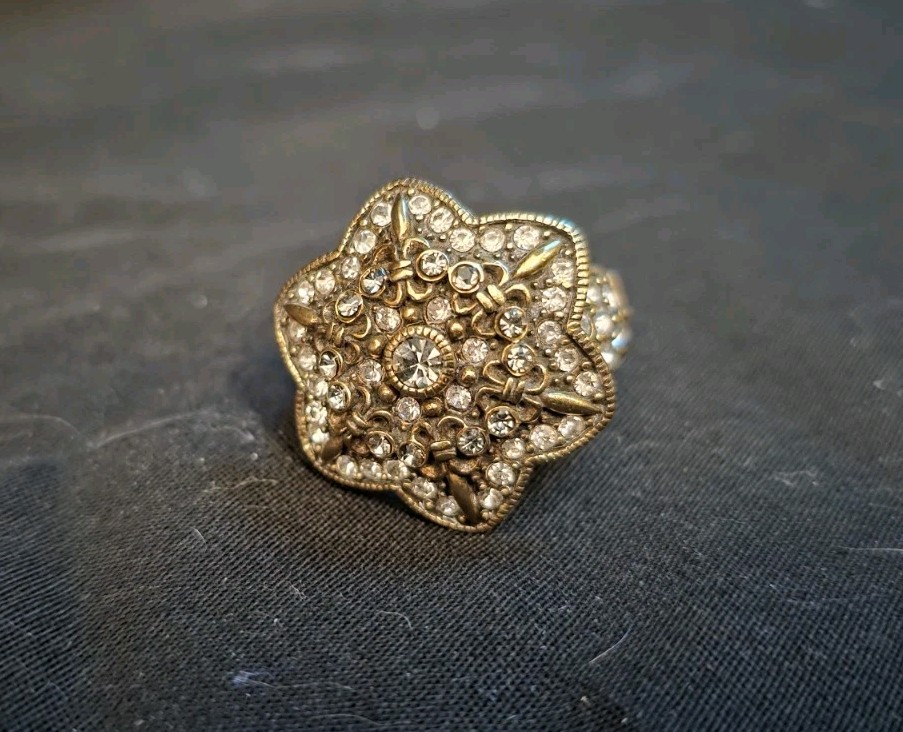 HEIDI DAUS “Dare to Wear ” Ring – Bronze tone Clear Crystal Signed UNKNOWN SIZE