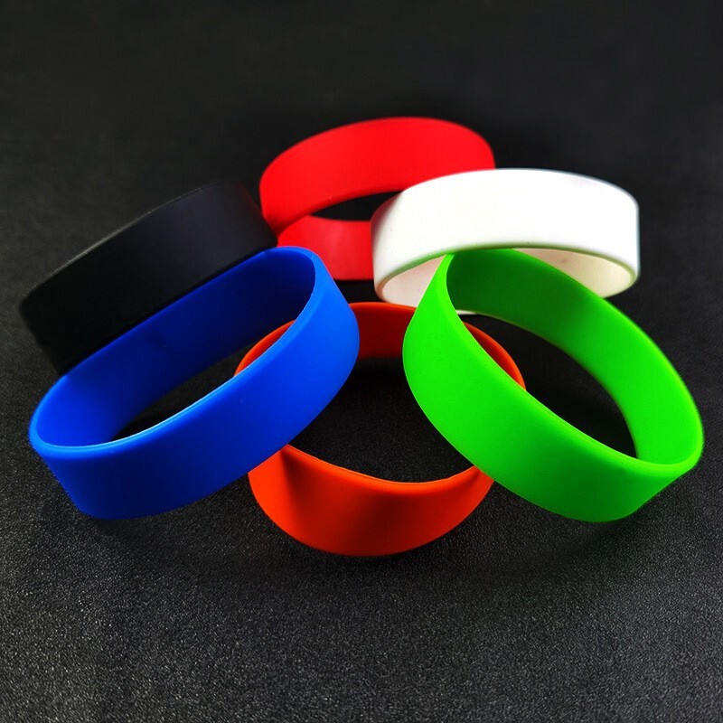 Personalized Custom Silicone Rubber Wristband Bracelets Any Logo Message Text
