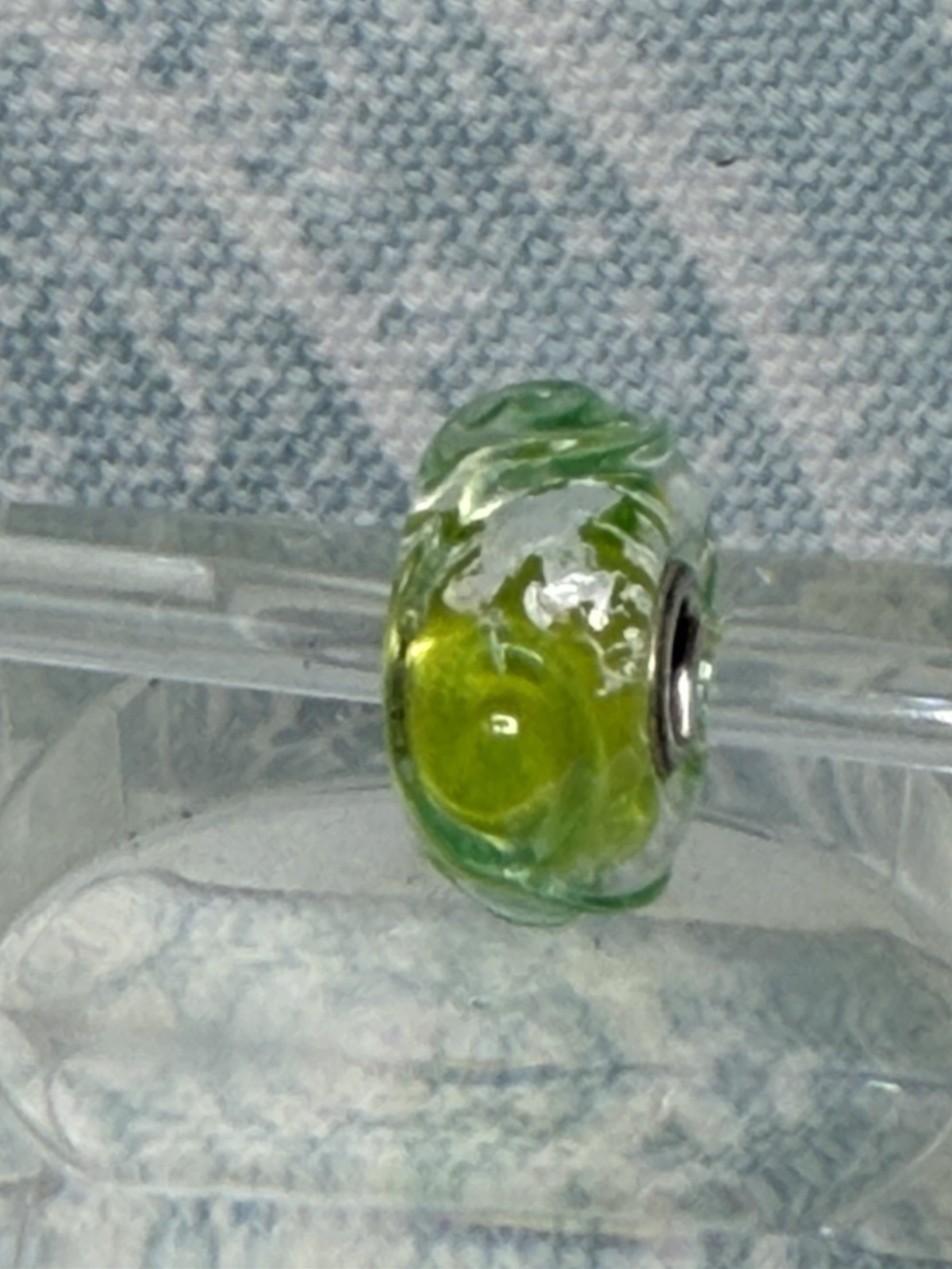 Authentic Trollbeads OOAK Lime Scroll on Silver Foil CC, New & Rare (16.0)