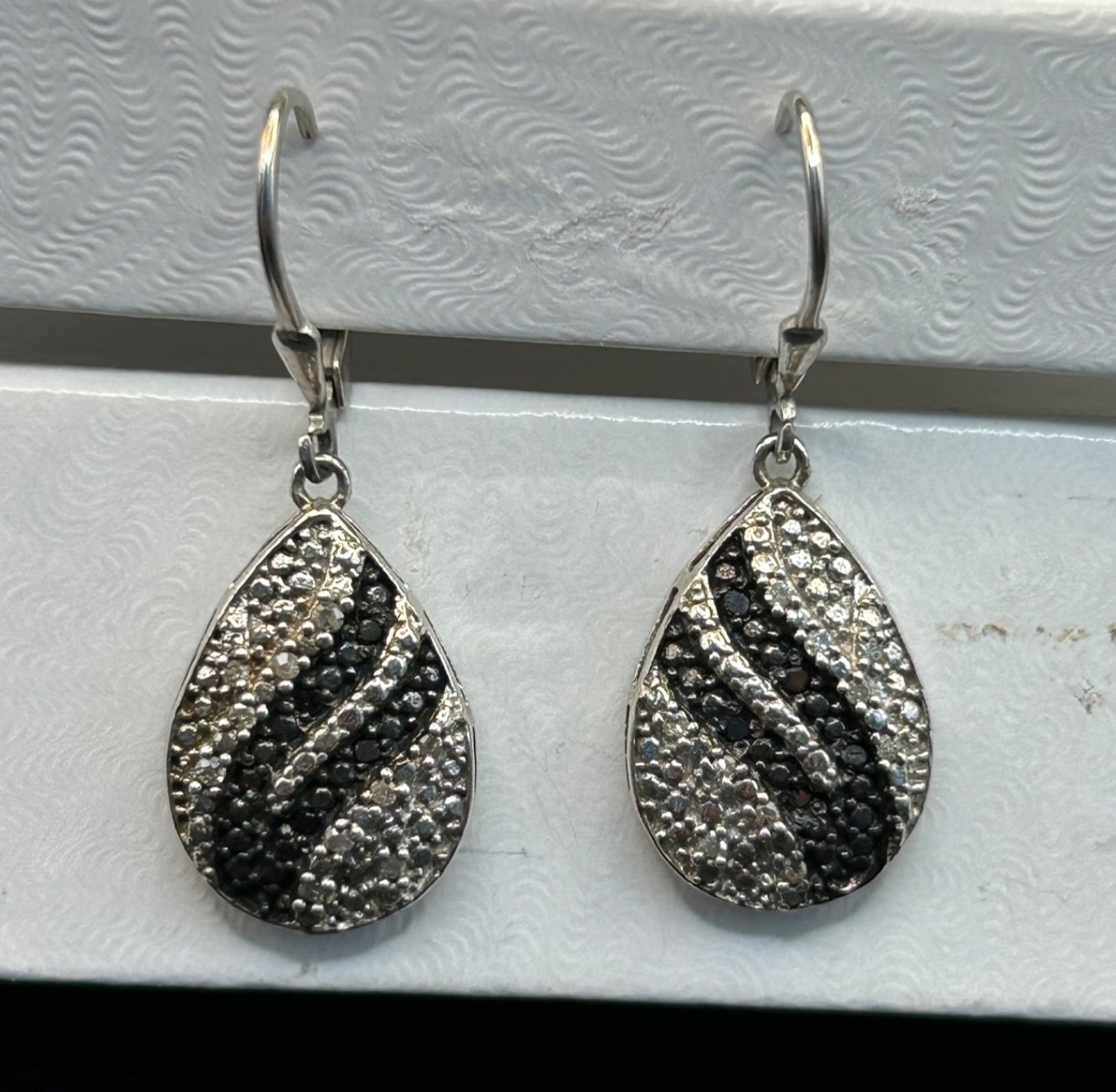 Sterling Silver 925 STS Earrings Black White CZ Teardrop Pave Wave Cocktail