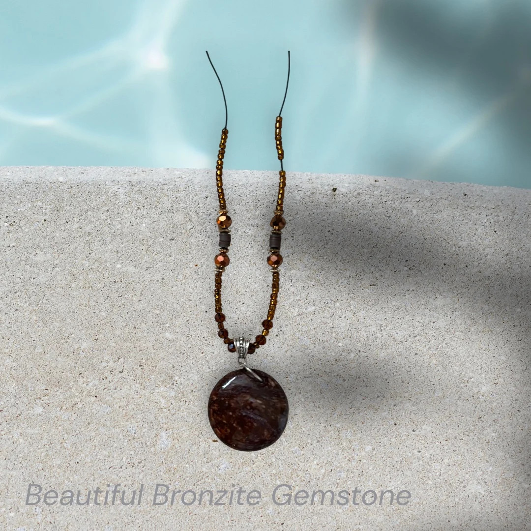 Beautiful Bronzite Gemstone Agate Necklace
