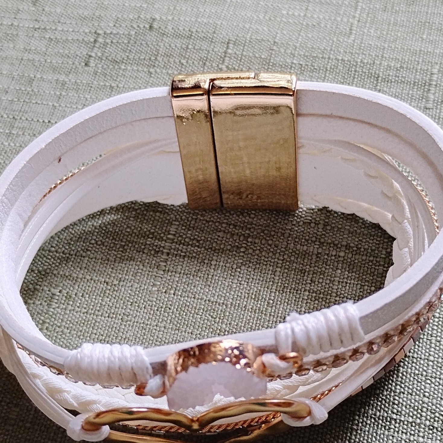 White Gold Wrap Multi-Strand Bracelet Heart Dangle Magnetic Clasp. 6092