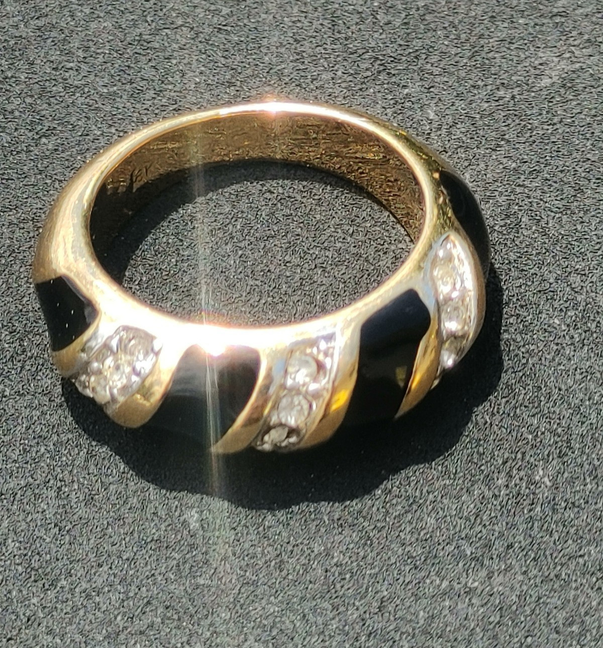 18 kt GE black and gold stripes ring size 8 yellow gold electroplated cz