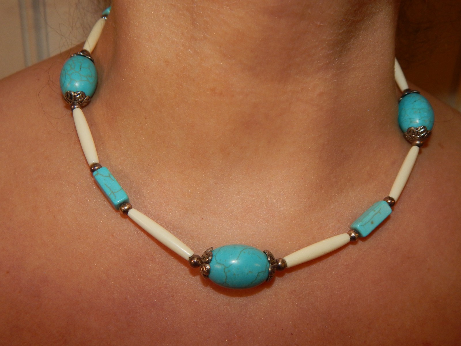 necklace women 18in with 4in extender Magnesite and Bone Tribal style (N23)