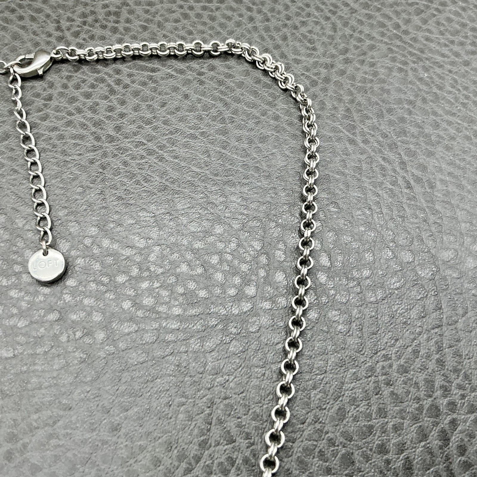 LOFT Necklace Silver Tone Pink Gray Crystal Beaded Womens Statement Jewelry 18″