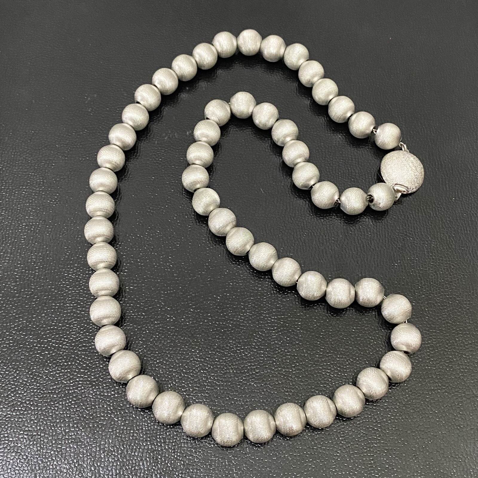 Vintage MONET Brushed Silver-tone Ball Beads Round Push Lock 22” Necklace