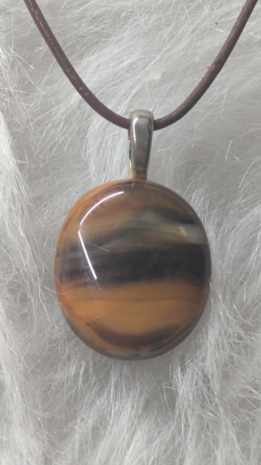 Agate Silver Cord Necklace Hook Latch 16″ Beautiful Stone With Real Silver Catch