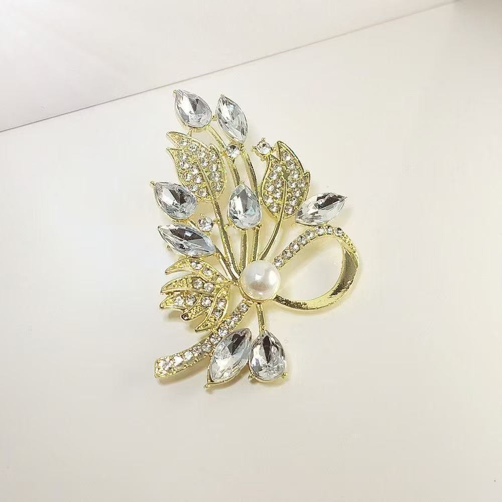 Anti-Slip Dress Brooch Pin,Fashion Alloy Flower Brooch for Women,Scarf Sweater