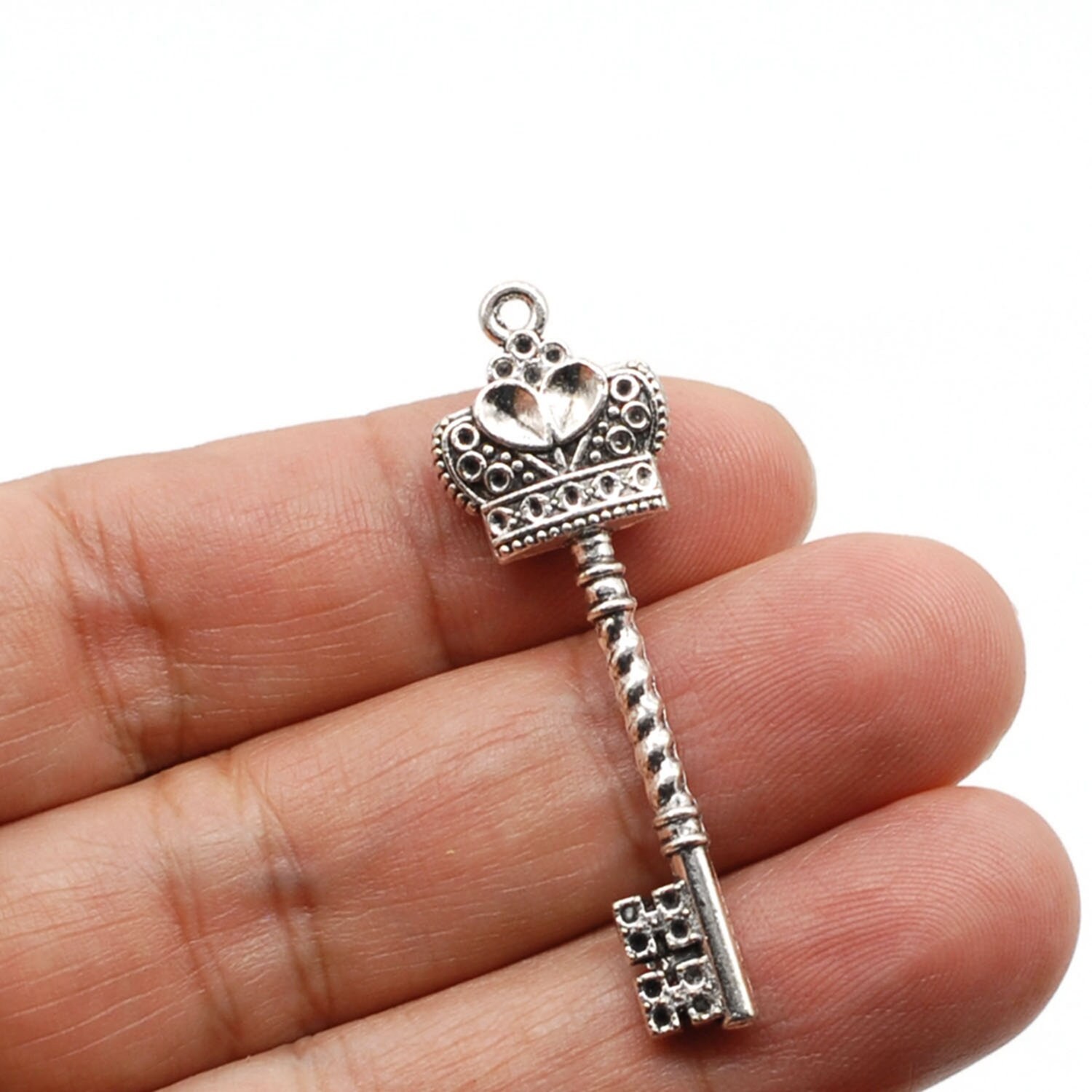 6/15PCS Antique Silver Tone Crown Key 3D Charm Pendent CC113
