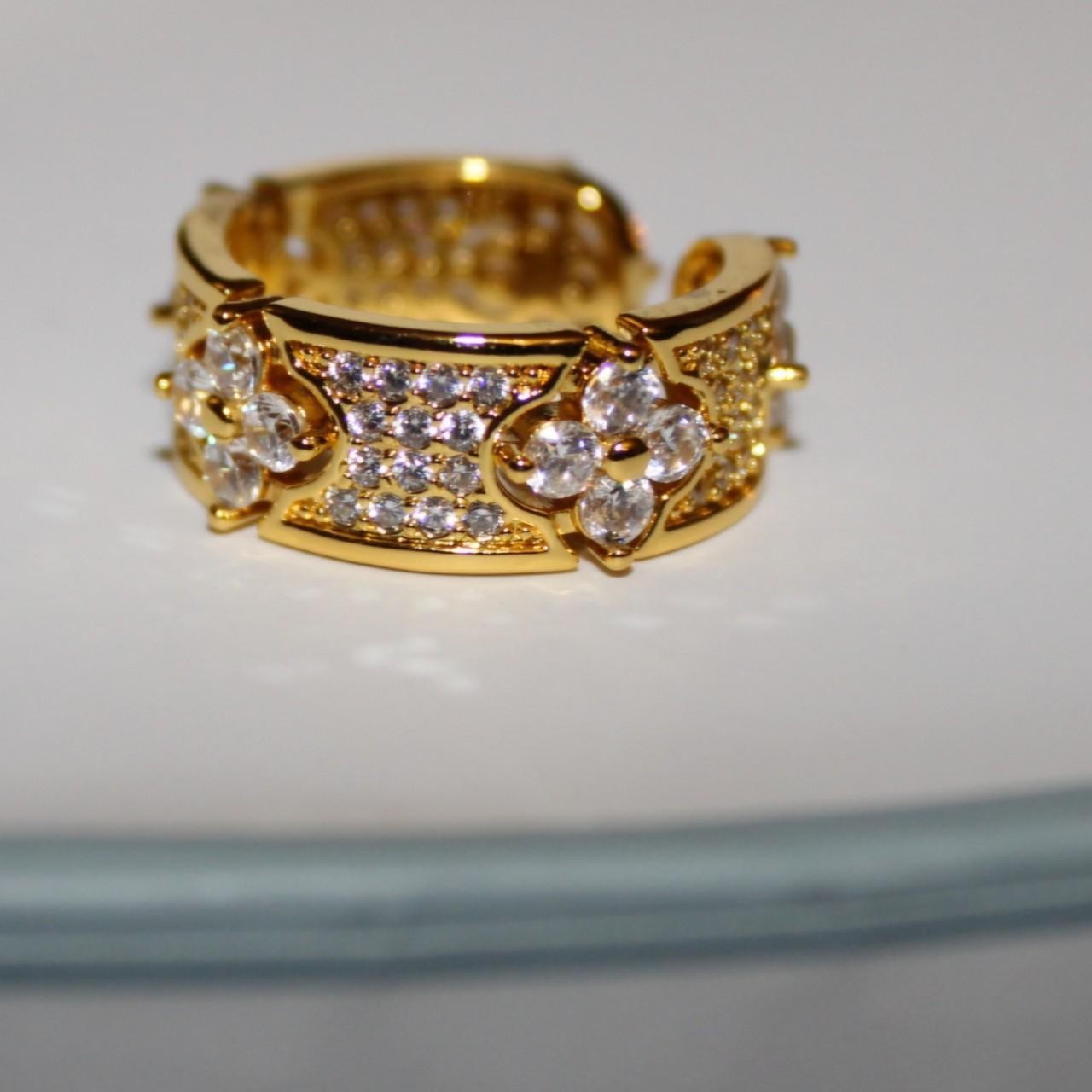 Goddess Glow Ring – Golden Aura