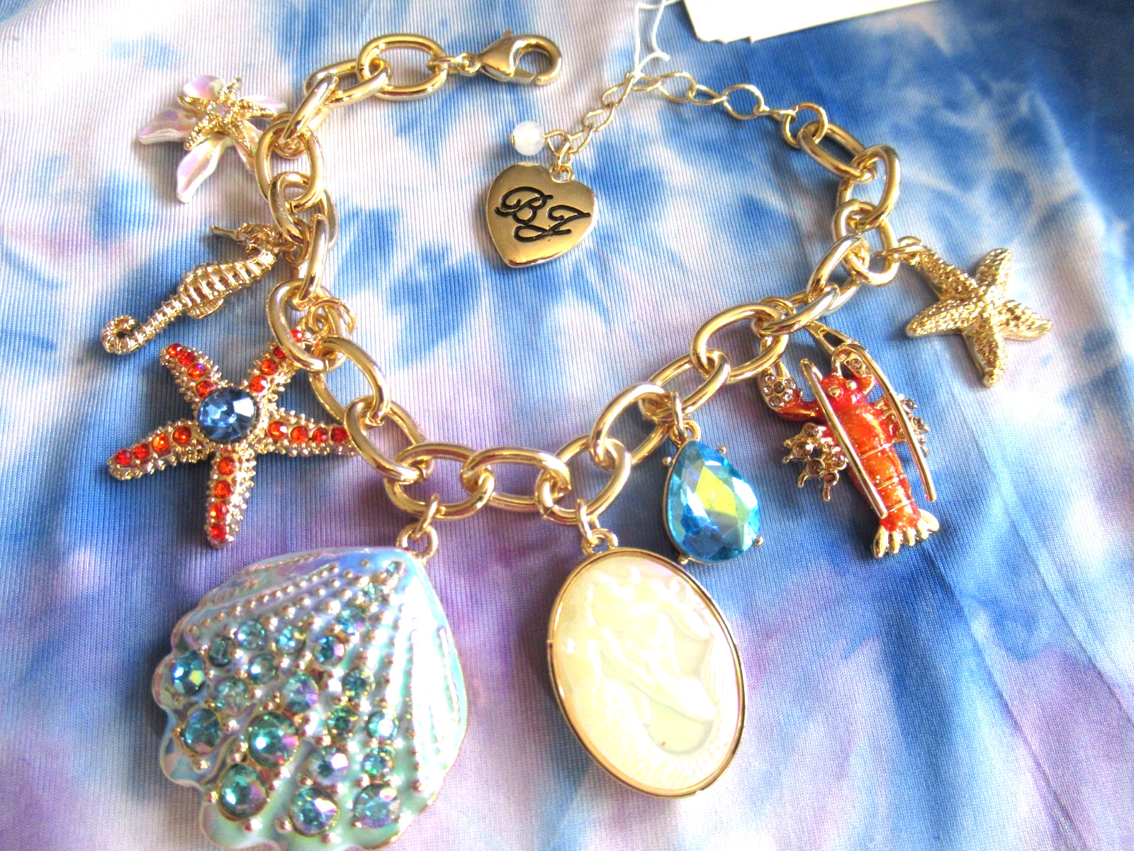 Betsey Johnson Gold Charm Sea Bracelet lobster, shell, starfish, Beach NWT