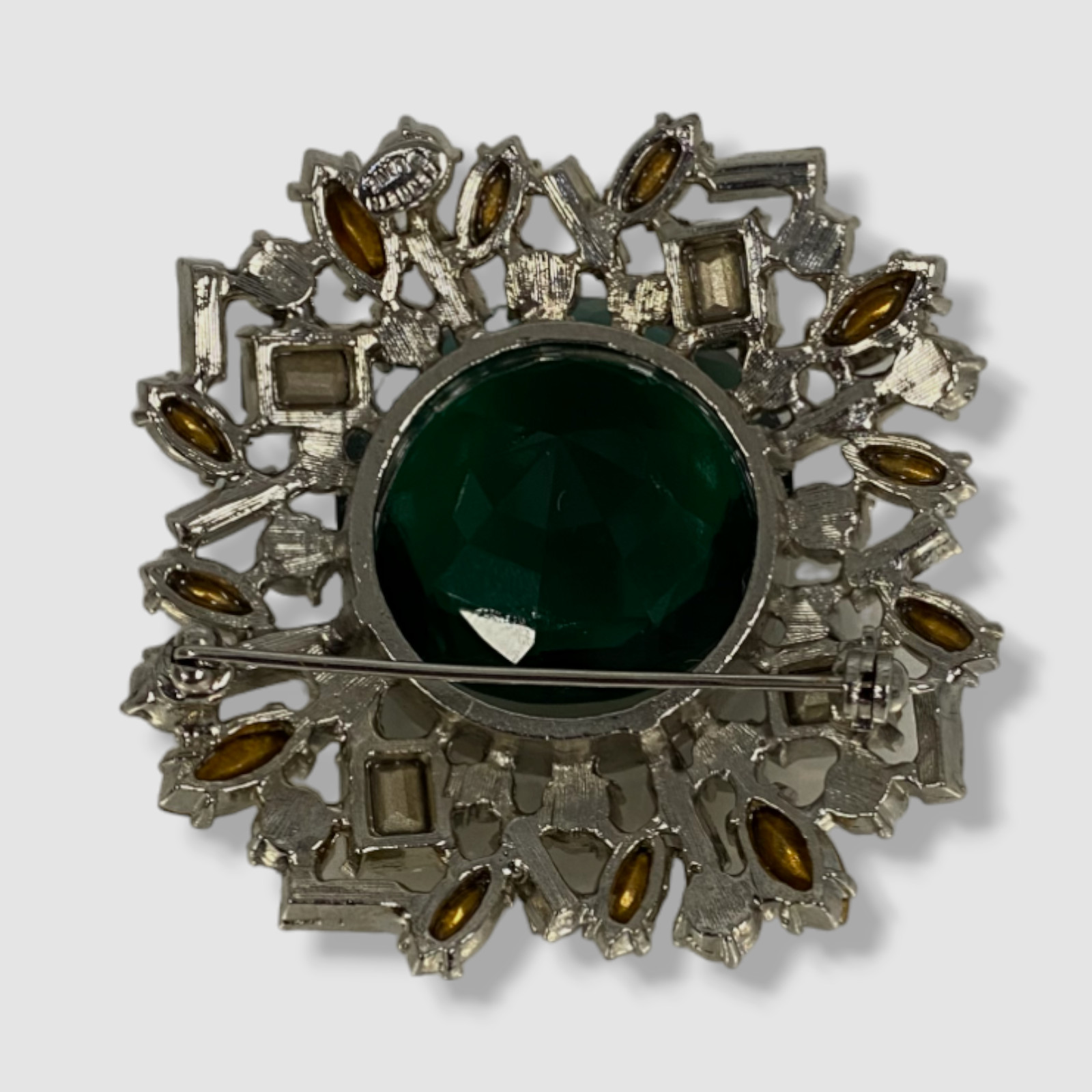 $299 Kenneth Jay Lane Women’s Silver Emerald Centre Brooch