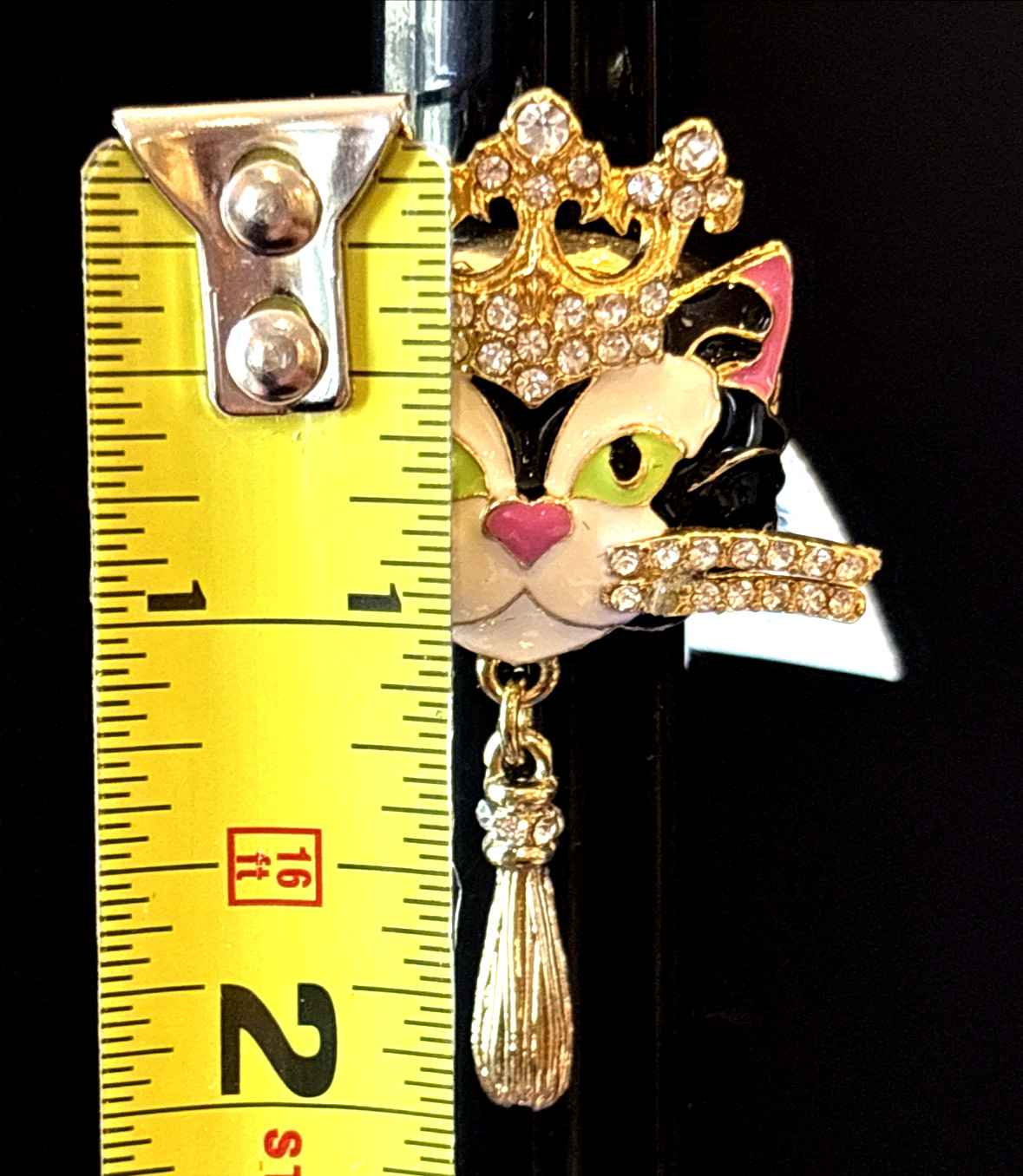 Ritzy Couture Enamel Princess Kitty Rhinestone Crown Ring, Goldtone – Size 8