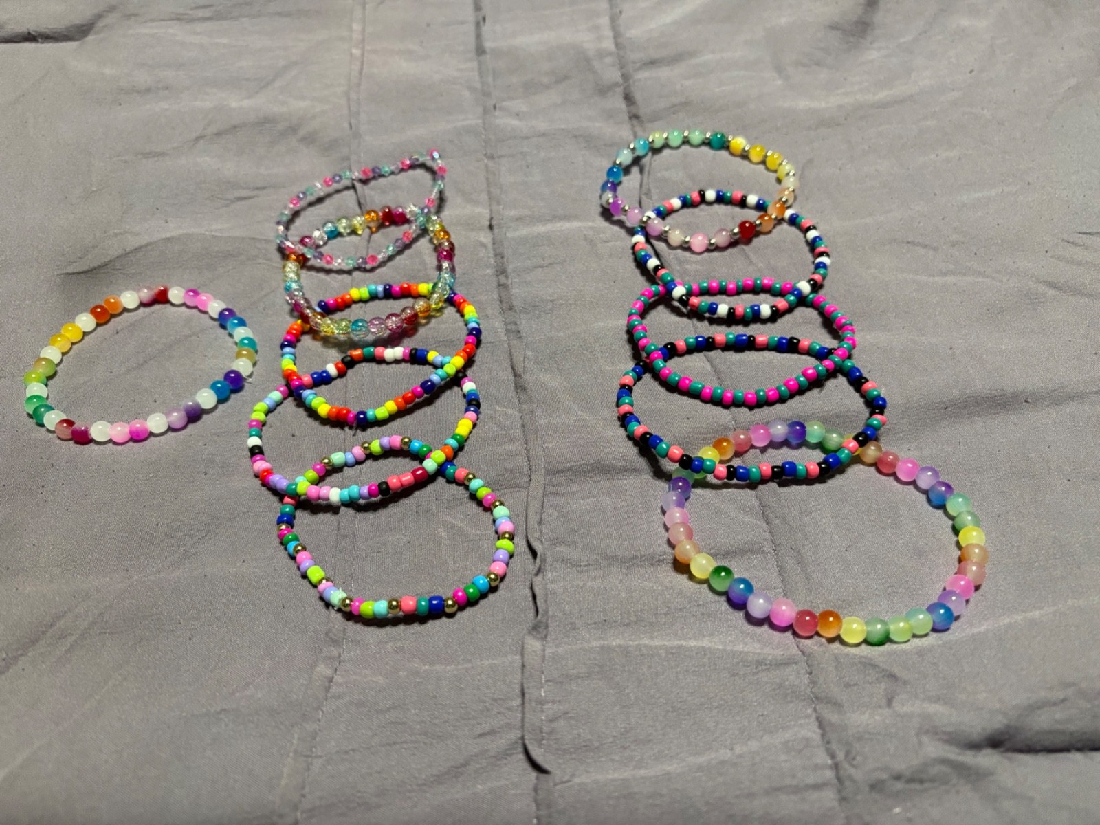 bracelets for women and men. comes in all shapes, sizes and types.