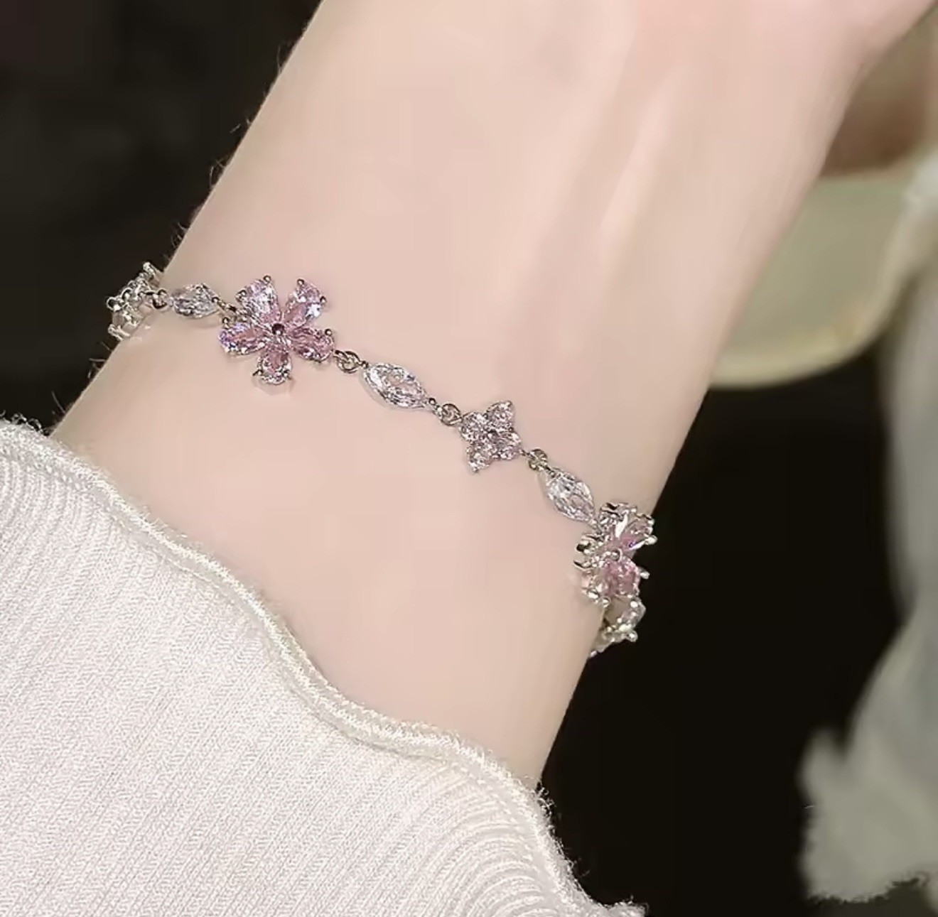 18K GF made with SWAROVSKI Crystals Charm Bracelet + Gift Box