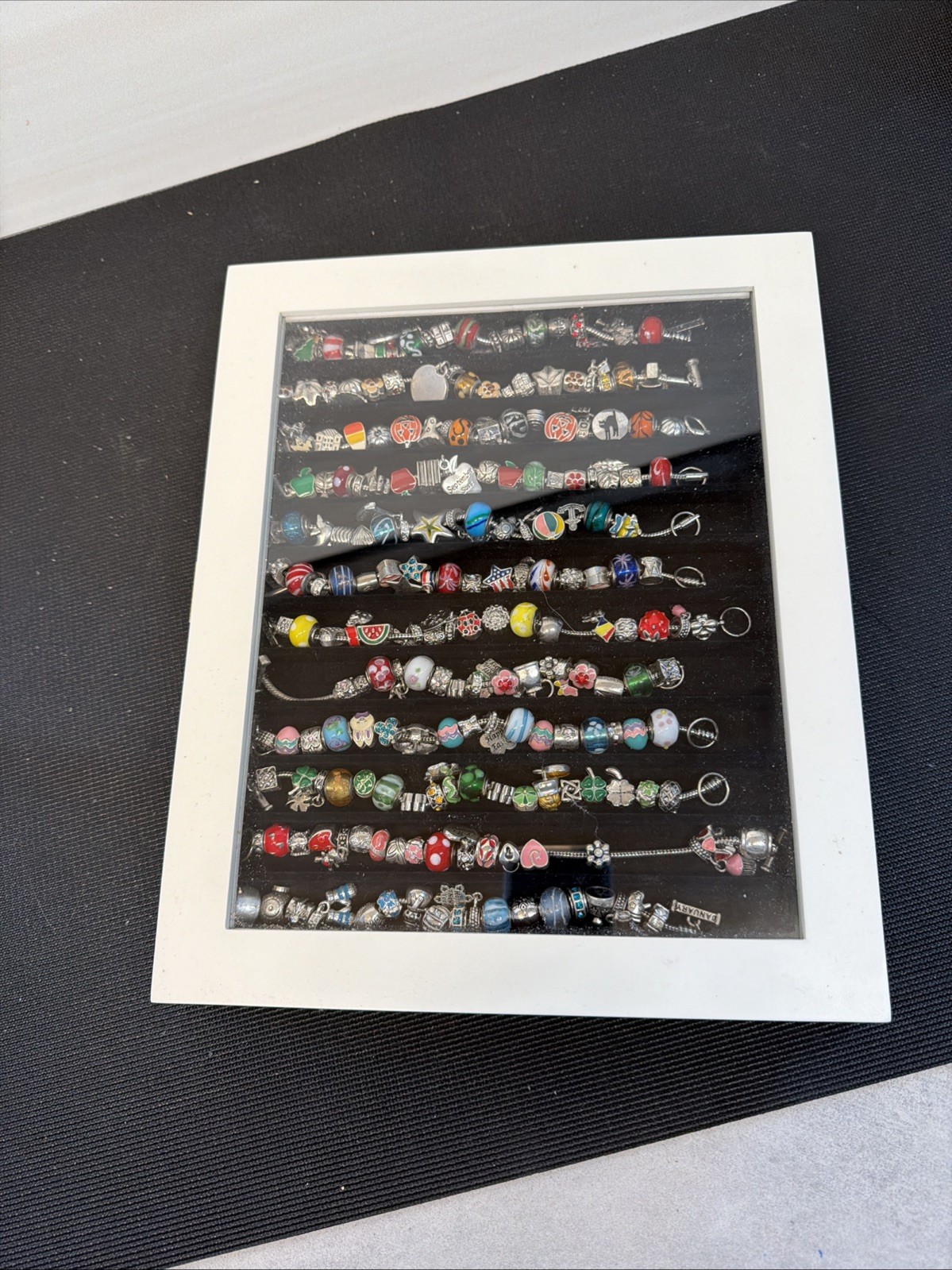 Willabee and Ward 12-Month Holiday Charm Bracelet w/ Display Case Ms2