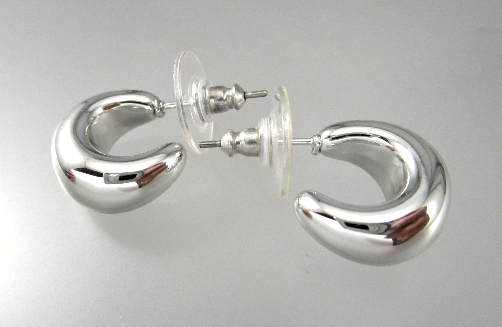 Light Weight Dainty 1/2 ” Chubby Silver Tone Shiny Puffy Hoop Post Earrings 191P