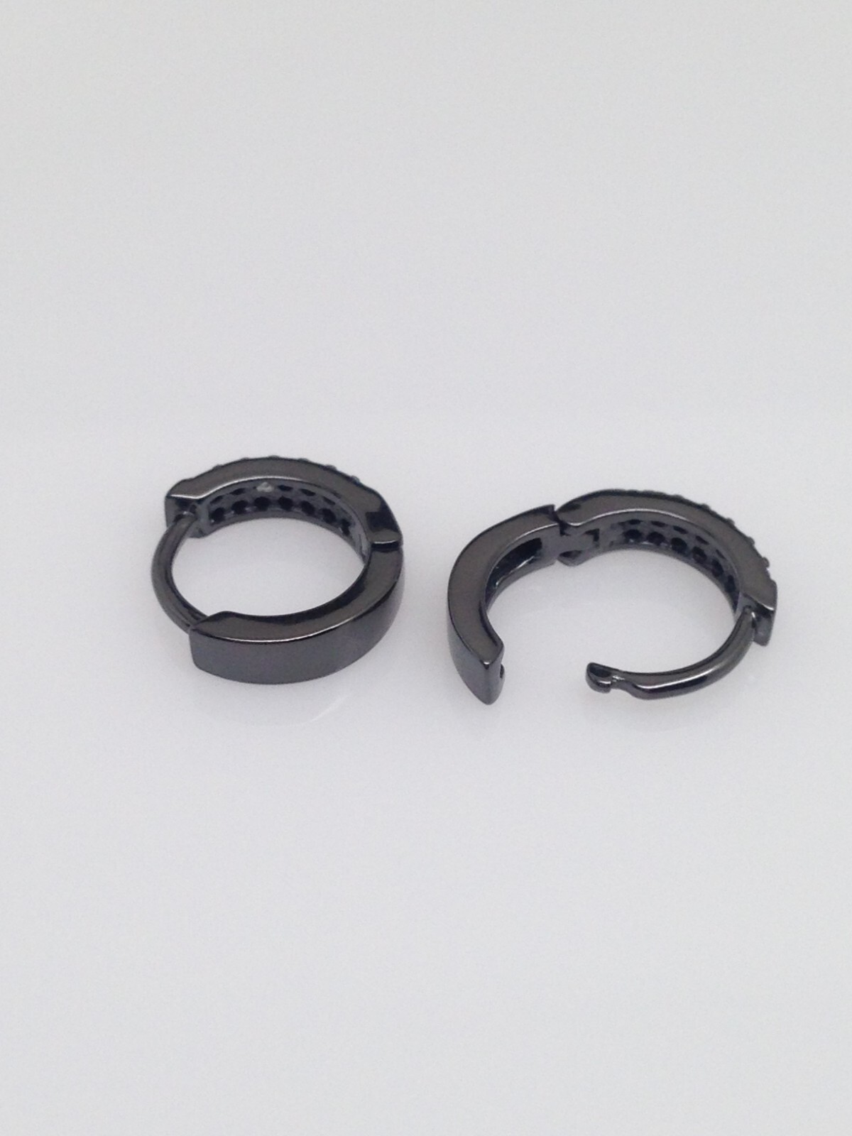 925 Sterling Silver Cz Black Onyx Huggie Hoop Earrings Mens Women 10mm x 2.2mm
