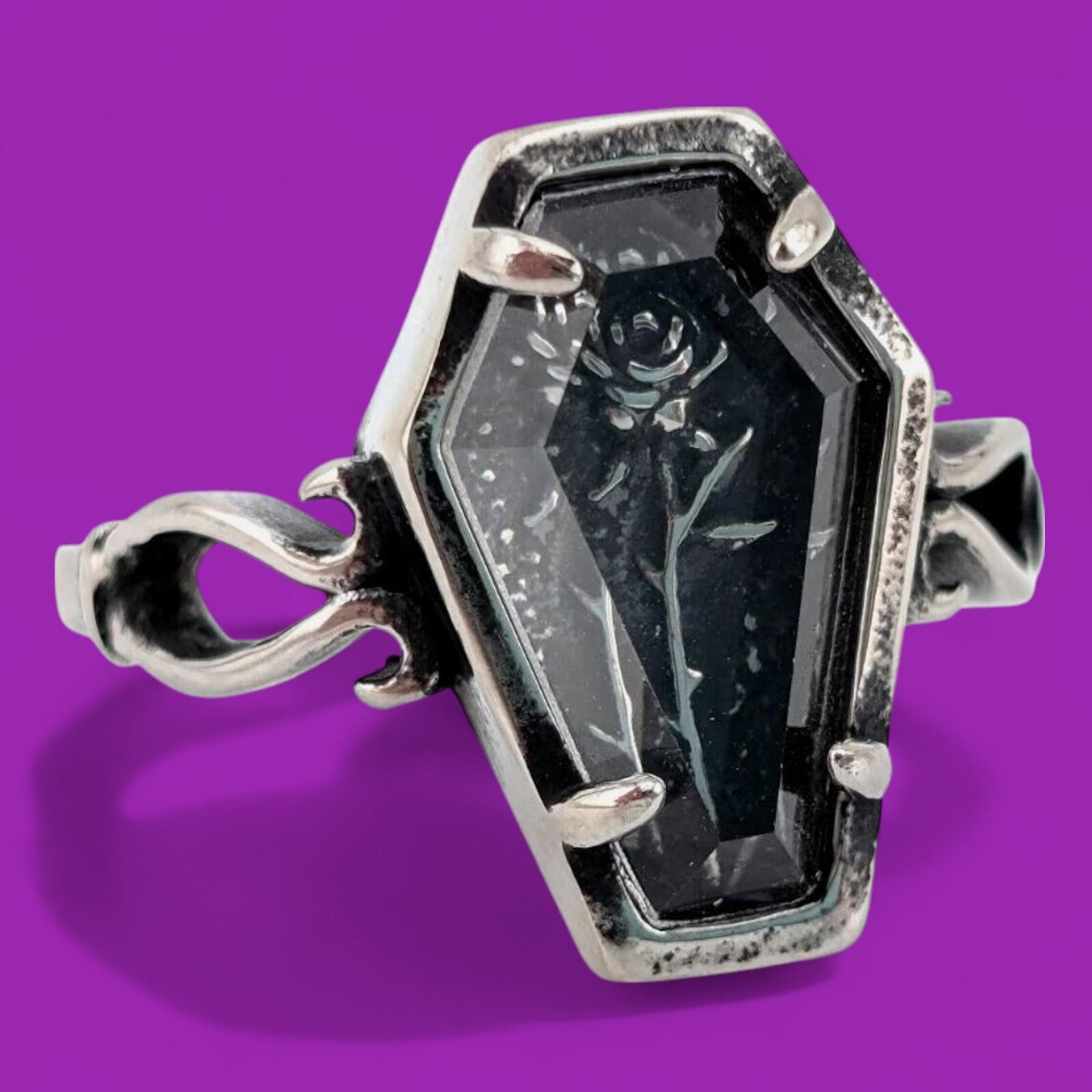 GOTHIC COFFIN RING rose in gray glass casket silvertone vampire jewelry F6