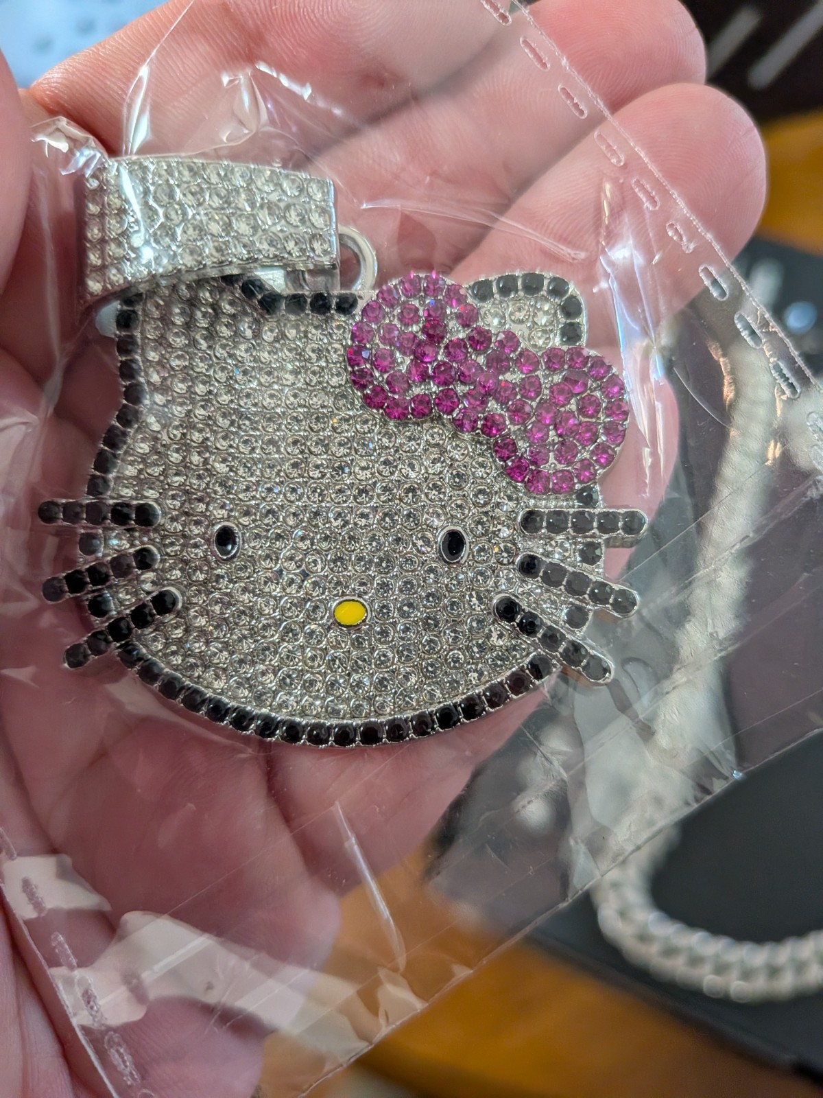 Hello Kitty Silver Tone Pavé Rhinestone Cuban Link Necklace & Bracelet Set NEW