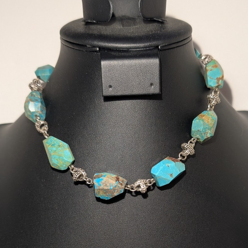 Turquoise Faceted Stone Beaded Statement Necklace Silver Tone Toggle Clasp