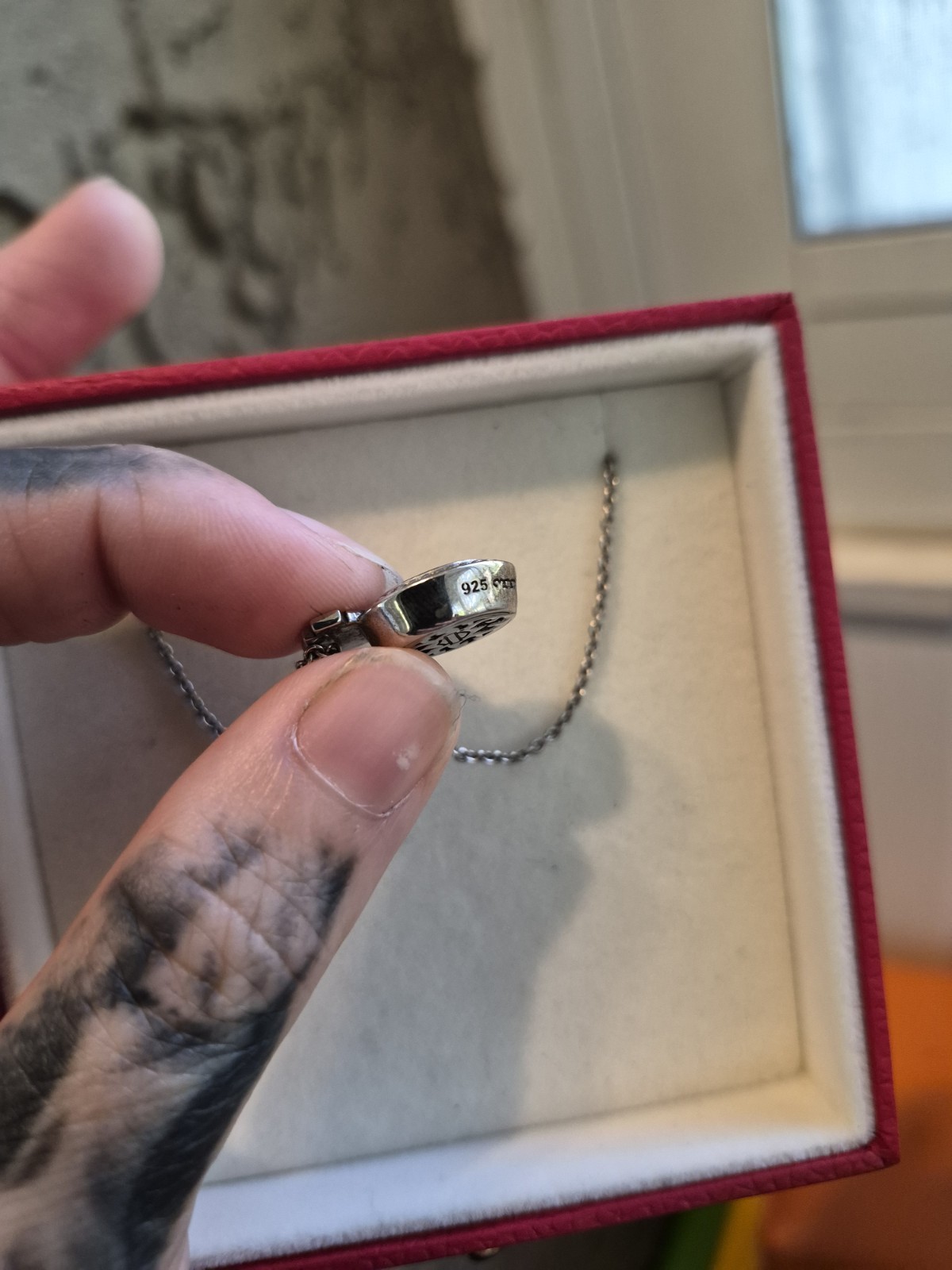 Harley-Davidson 925 Sterling Silver Blue Oval Crystal Pendant Cable Necklace