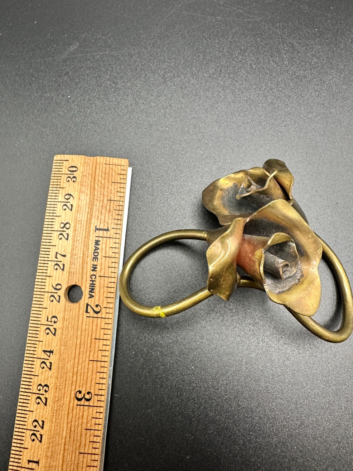 Vintage Brasstone Metal Double Roses Scarf clip?? not sure