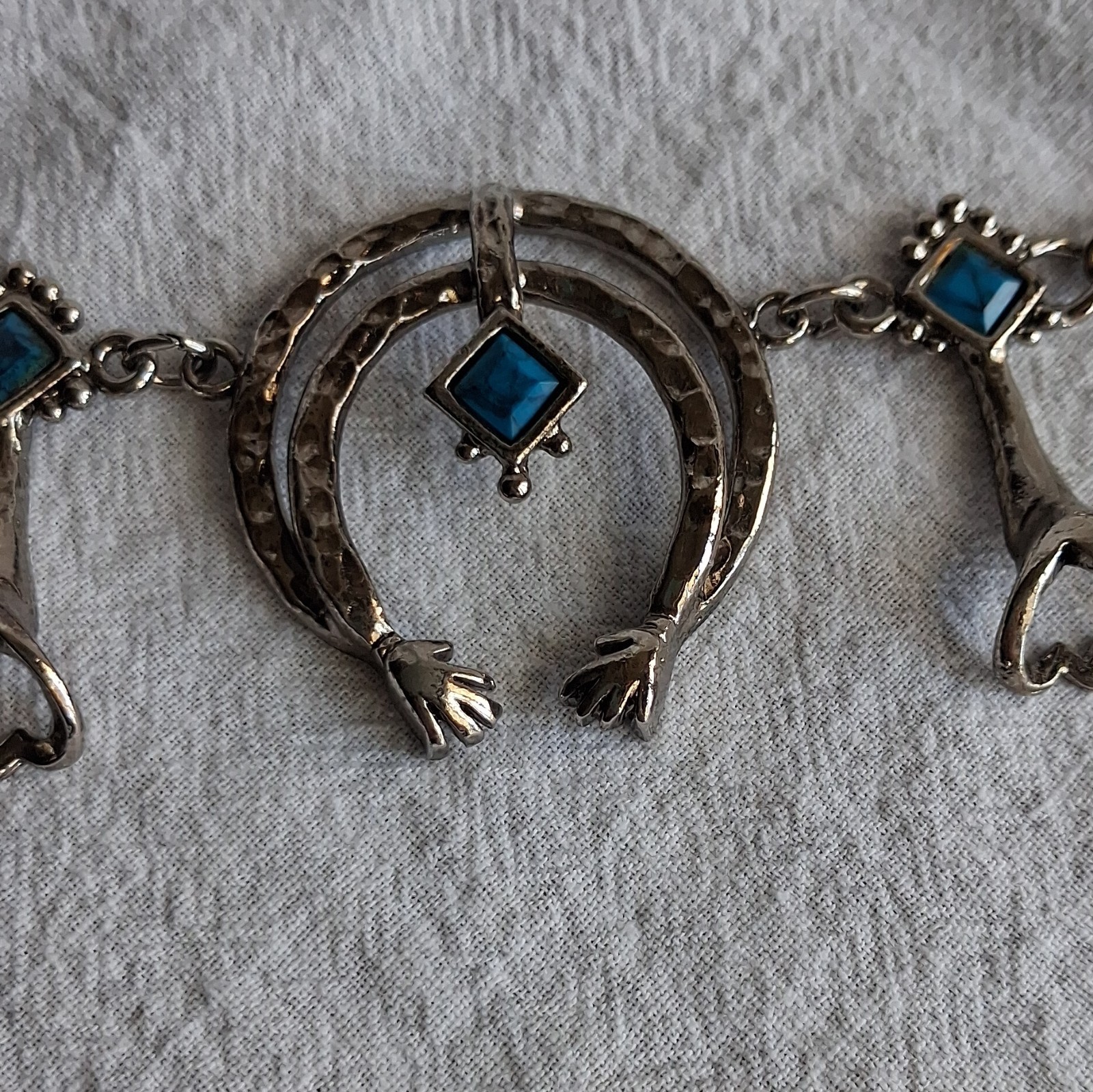 Silver Tone 18in Cable Chain Necklace Horseshoe Charm Blue Square Stone