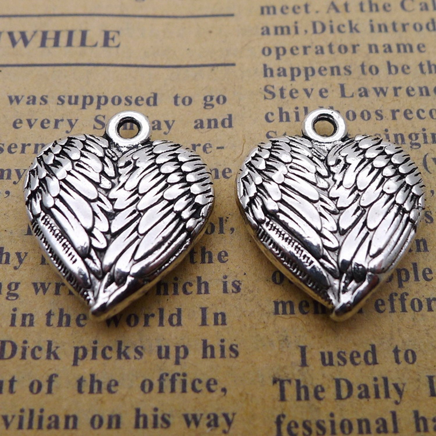 6/15PCS Antique Silver 3D ANGEL WINGS HEART Charm Pendant 18X21mm JHS606-41011