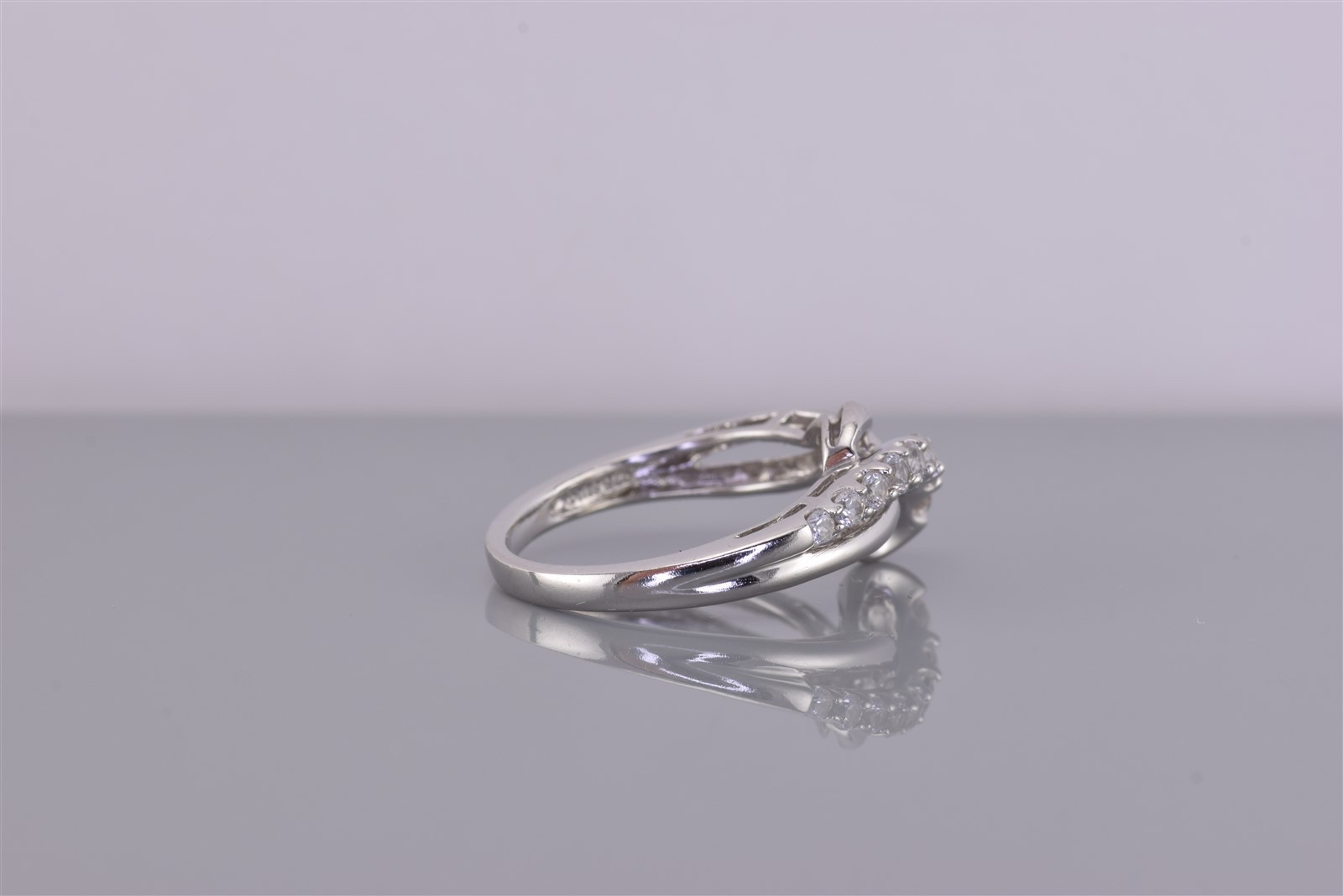 Sterling Silver Swirled Loop White Topaz Journey Band Ring SUN 925 Sz: 7