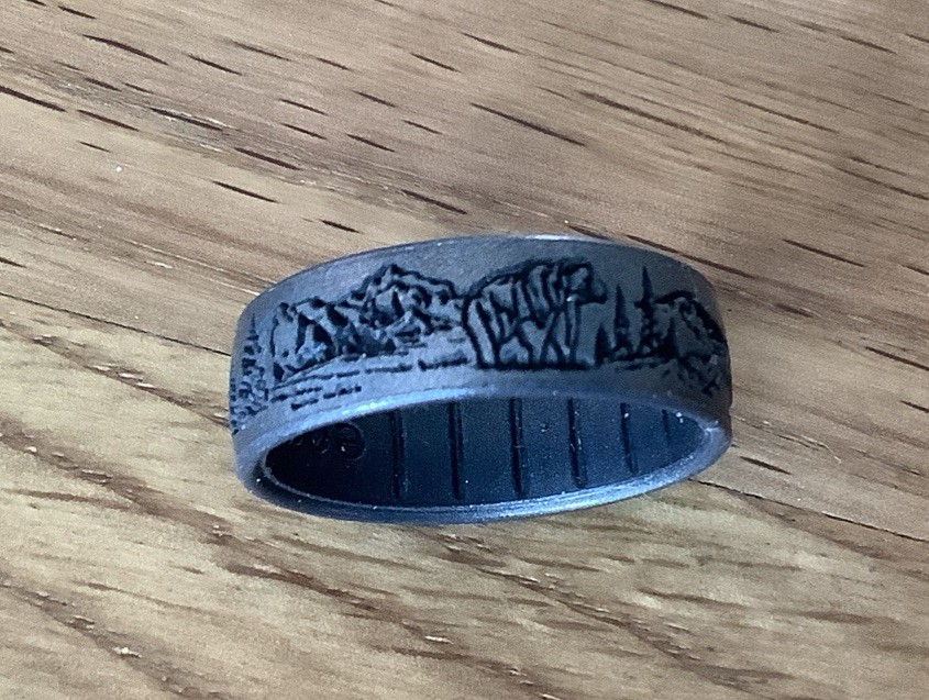 Enso Etched Silicone Ring – Grizzly Trail