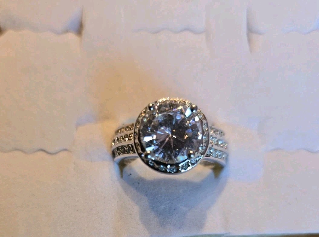 Brilliant Cut Solitaire Simulated Diamond Ring W/Multi Stone Band