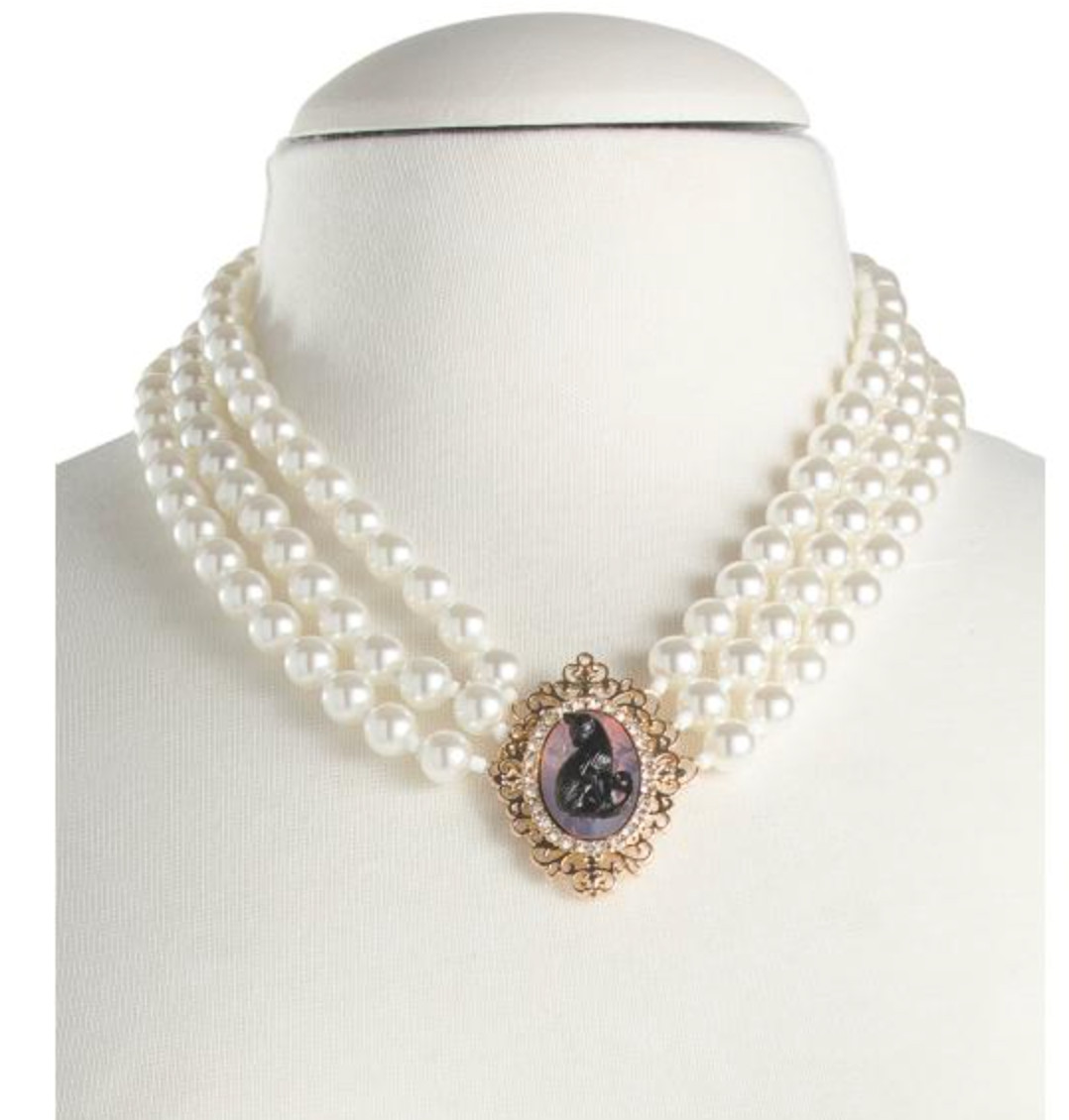 NWT BETSEY JOHNSON BLACK CAT TORSADE FAUX PEARL NECKLACE HALLOWEEN
